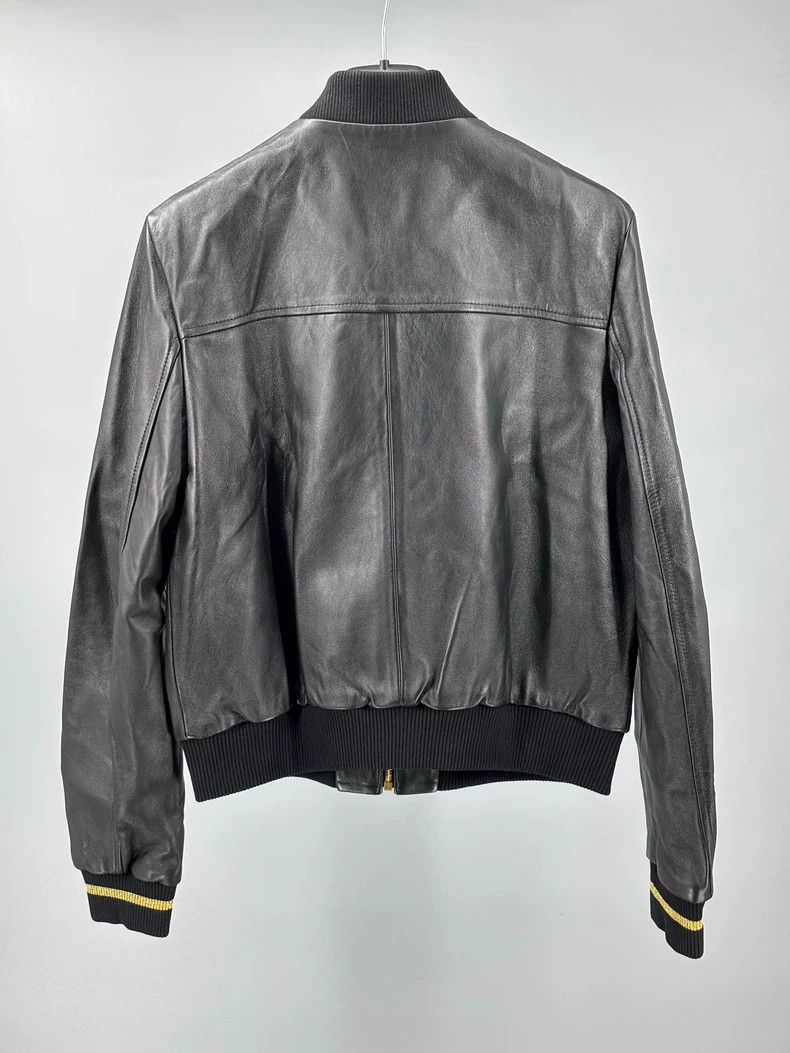 Versace Versace Sheepskin embroidered jacket coat Size M / US 6-8 / IT 42-44 - 4 Thumbnail