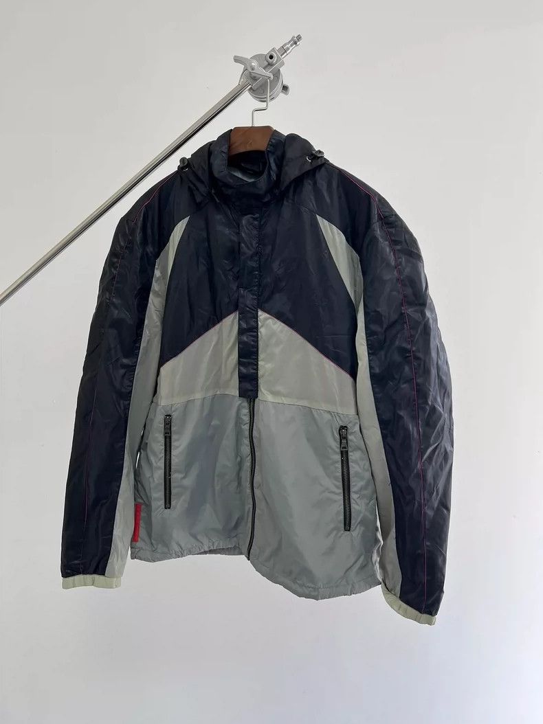 Prada prada Red label nylon color-block zipper jacket 2504-Nextar Size US L / EU 52-54 / 3 - 1 Thumbnail