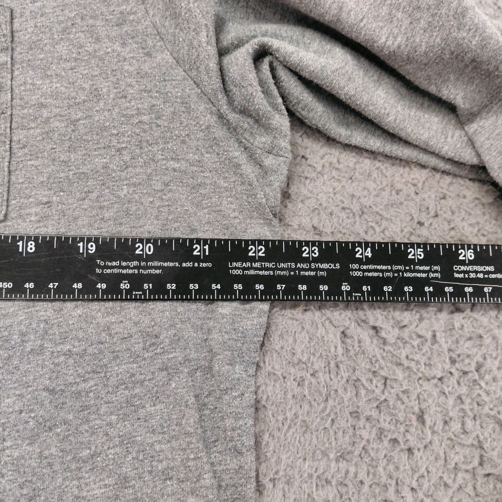 Vineyard Vines Vineyard Vines T-Shirt Adult Large Heather Gray Long Sleeve Pocket Whale... Shirt Mens Regular Gray Vintage No Size US L / EU 52-54 / 3 - 7 Thumbnail