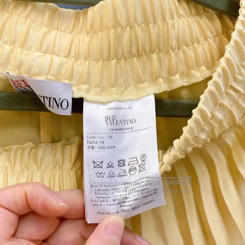 Valentino Valentino Yellow Wool Blend Midi Skirt . Size 24" / US 00 / IT 34 - 5 Thumbnail