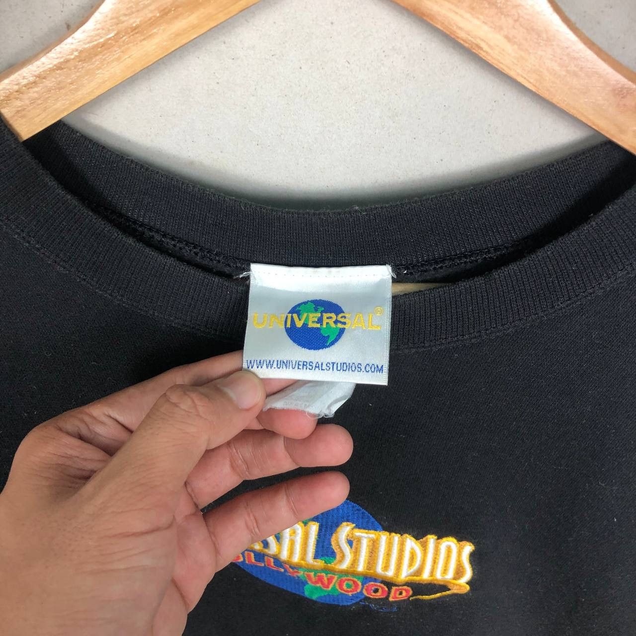 Universal Studios Vintage 90s Universal Studios Hollywood Sweatshirt Movie Size US L / EU 52-54 / 3 - 4 Thumbnail