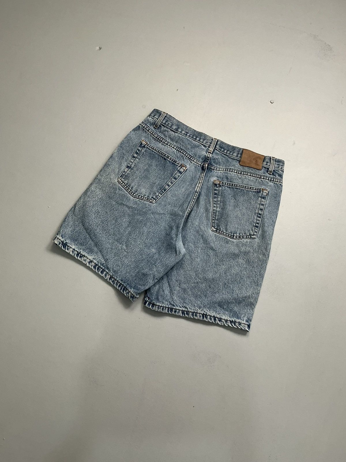 Designer Vintage hiphop short Size US 36 / EU 52 - 9 Thumbnail