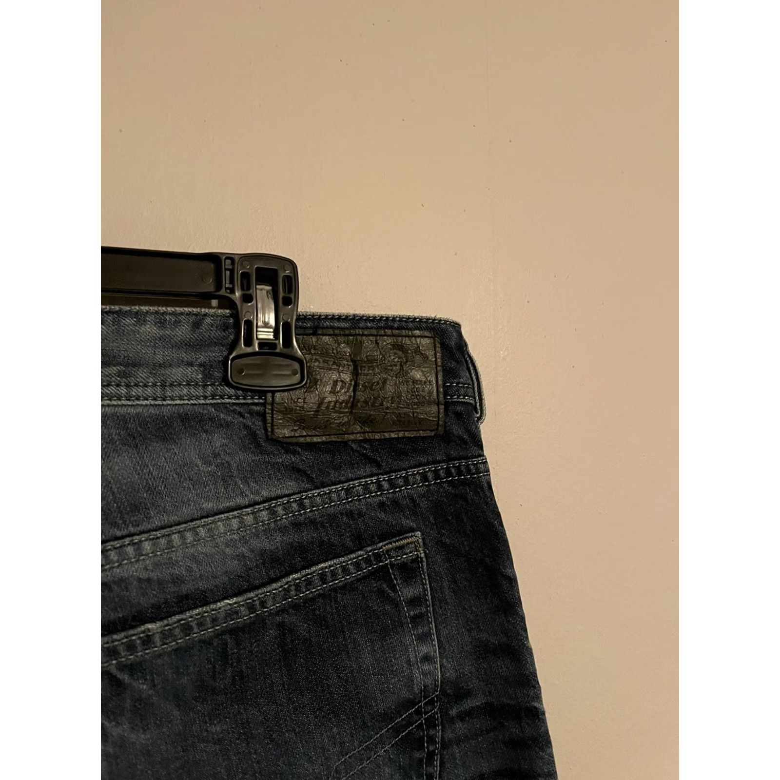 Diesel Diesel Made in Italy Zathan Regular Boot Cut Denim Jeans - Men's 38x31 Blue Cotton Denim Jeans Bootcut Regular 34x? Waist 39 Inseam 31 Inseam.png Size US 38 / EU 54 - 4 Thumbnail
