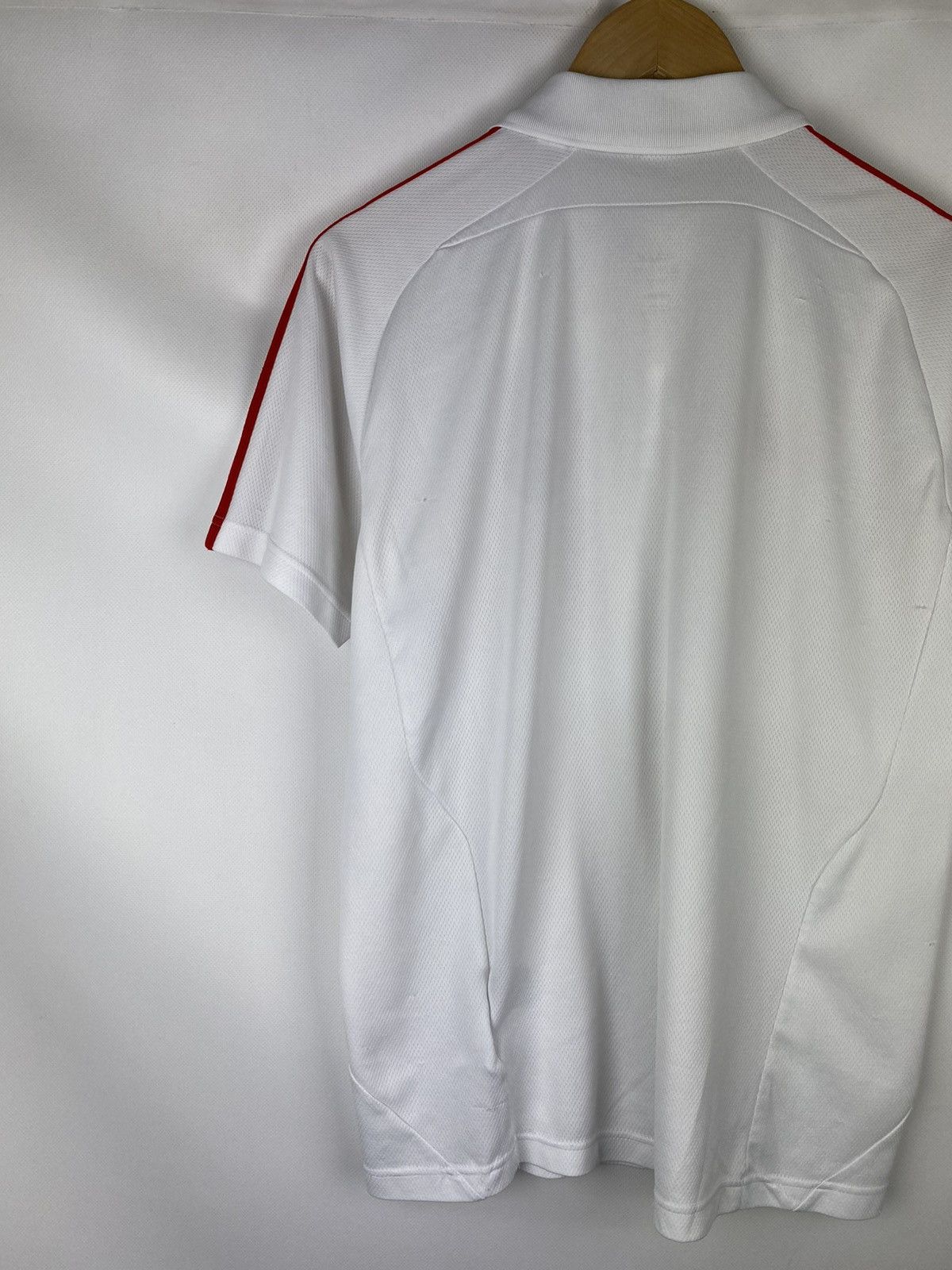 Adidas Adidas Liverpool 2010-11 polo shirt soccer jersey P95537 Size US M / EU 48-50 / 2 - 17 Thumbnail