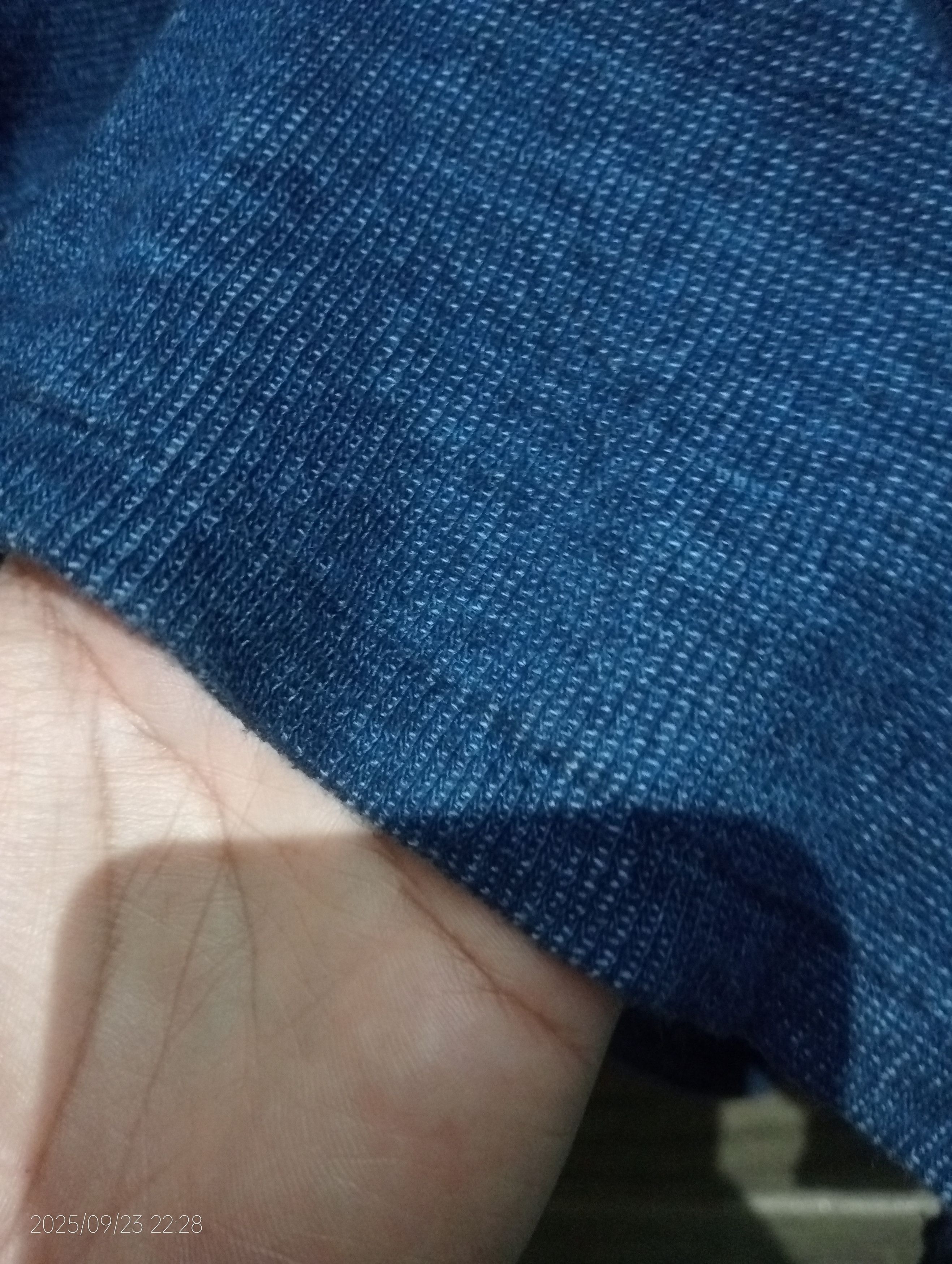 Blue Blue Japan Vintage Single Stitch Blue Blue Japan Plain Tee Size US L / EU 52-54 / 3 - 5 Thumbnail