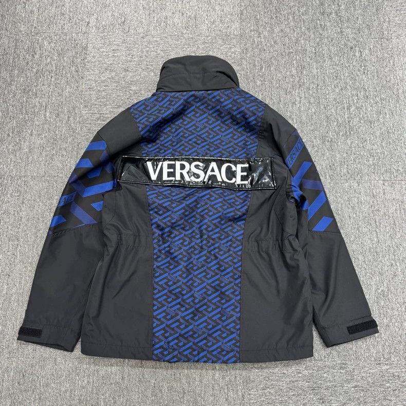 Versace Versace Paper Jacket with a Paper Logo Size US S / EU 44-46 / 1 - 7 Thumbnail