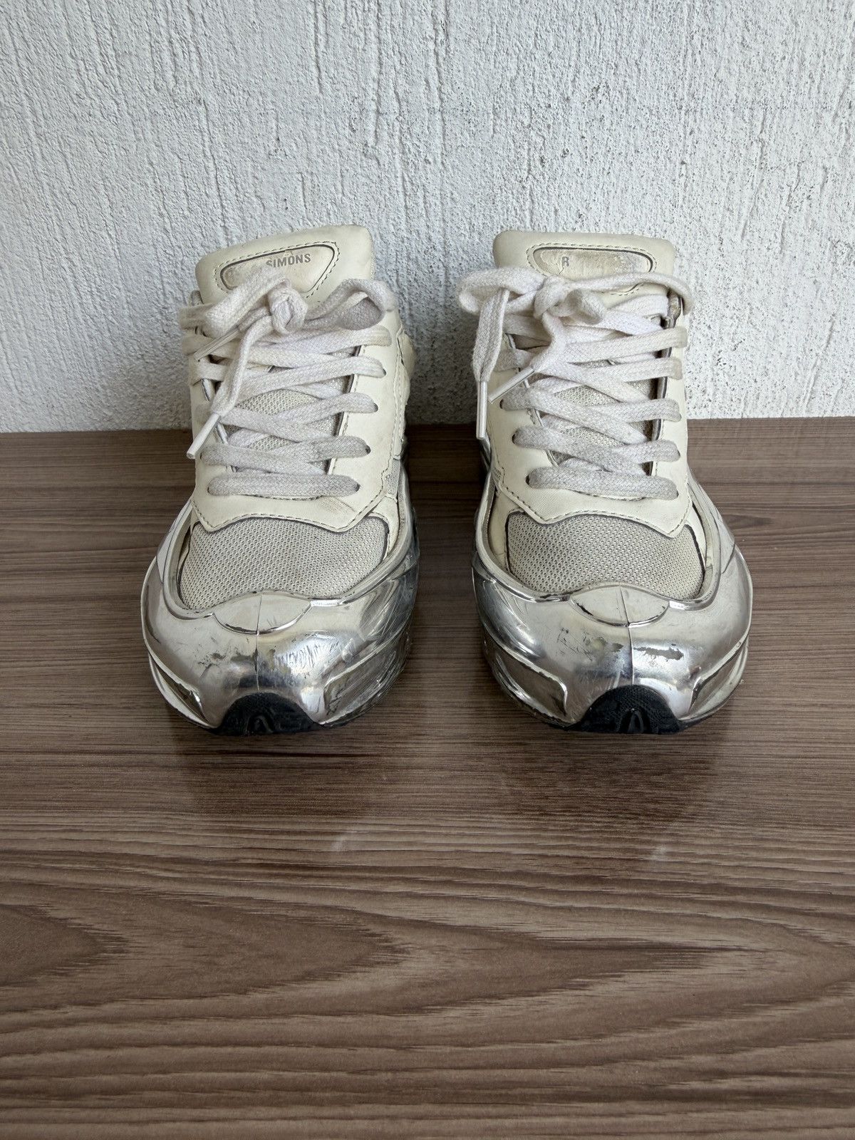 Raf Simons Mirrored silver Ozweego sneaker Size US 5 / IT 35 - 3 Thumbnail