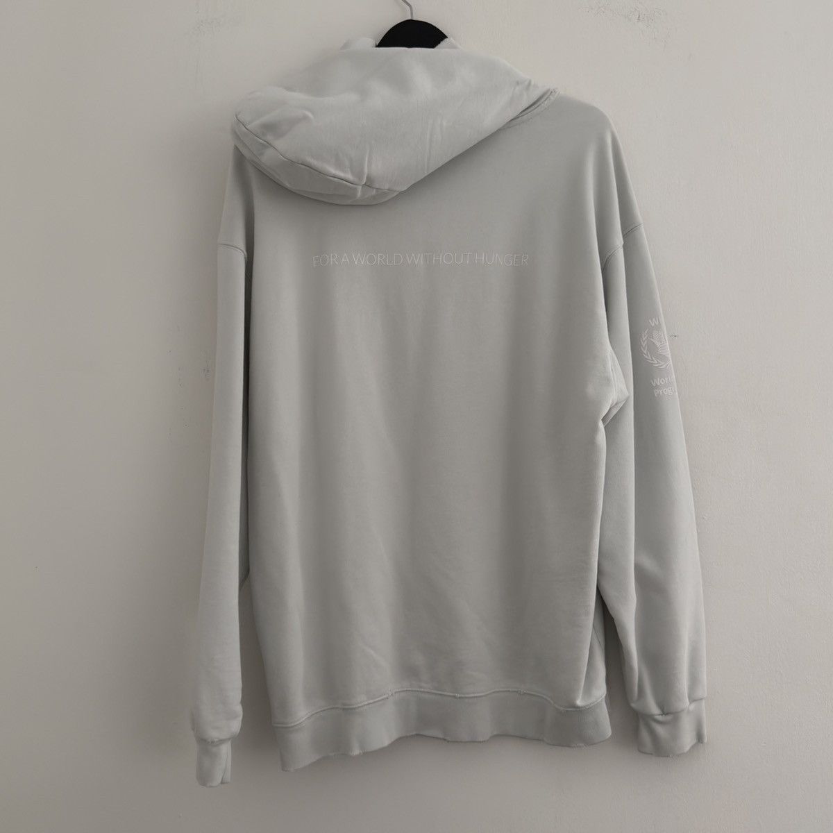 Balenciaga Balenciaga World Food Program Distressed Hoodie Size US S / EU 44-46 / 1 - 2 Thumbnail