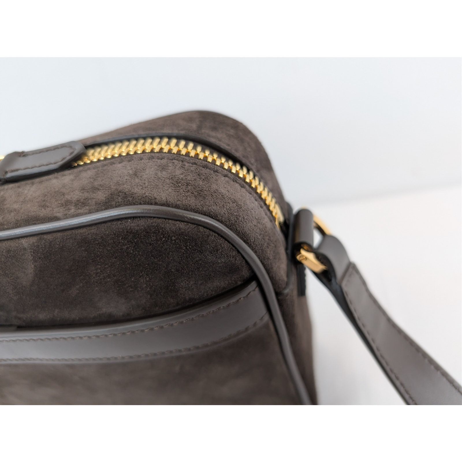 Tom Ford o1rshd1 Logo-Embossed Leather Messenger Bag in Brown Size ONE SIZE - 13 Thumbnail