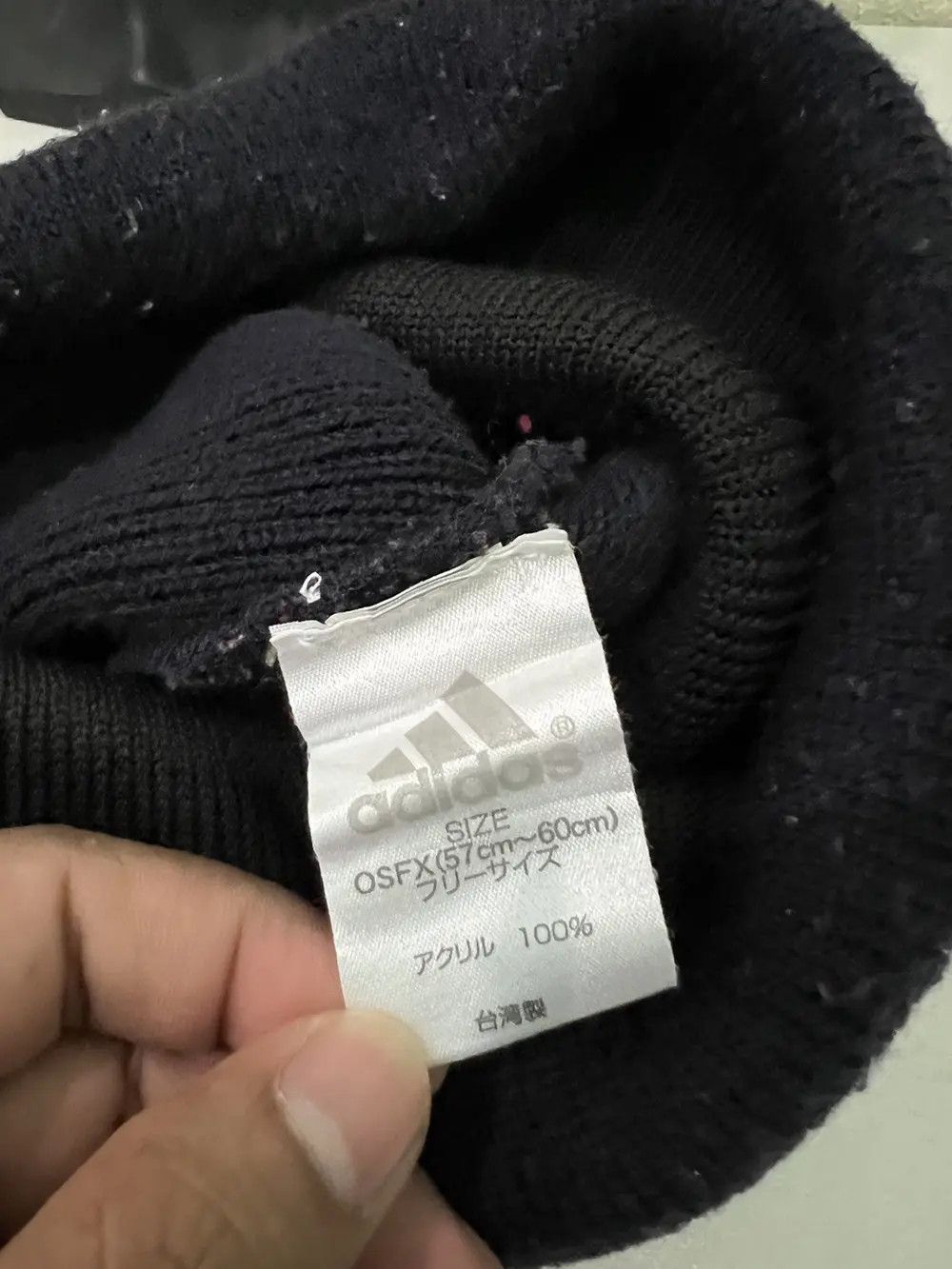 Adidas Vintage adidas Spell Out Beanie Hat Size ONE SIZE - 5 Thumbnail