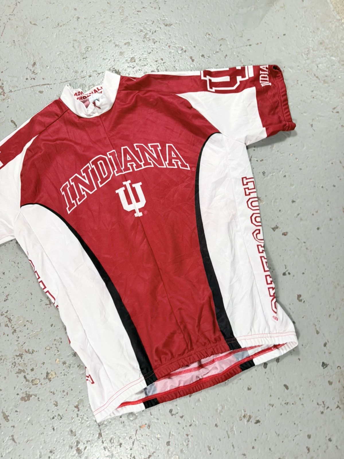 Other Vintage Indiana U Biking Jersey Size US L / EU 52-54 / 3 - 4 Thumbnail