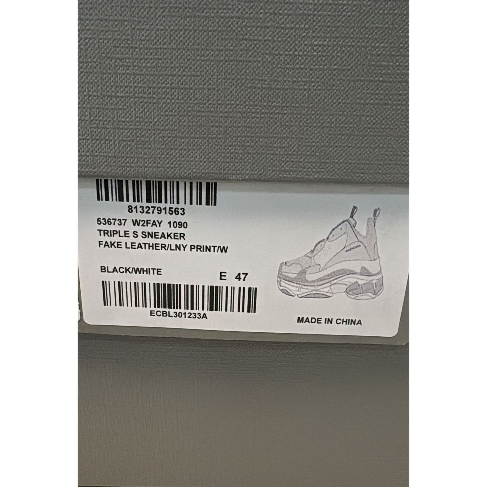 Balenciaga o1rshd1 Leather Triple S Sneakers in Black/White Size US 14 / EU 47 - 22 Thumbnail