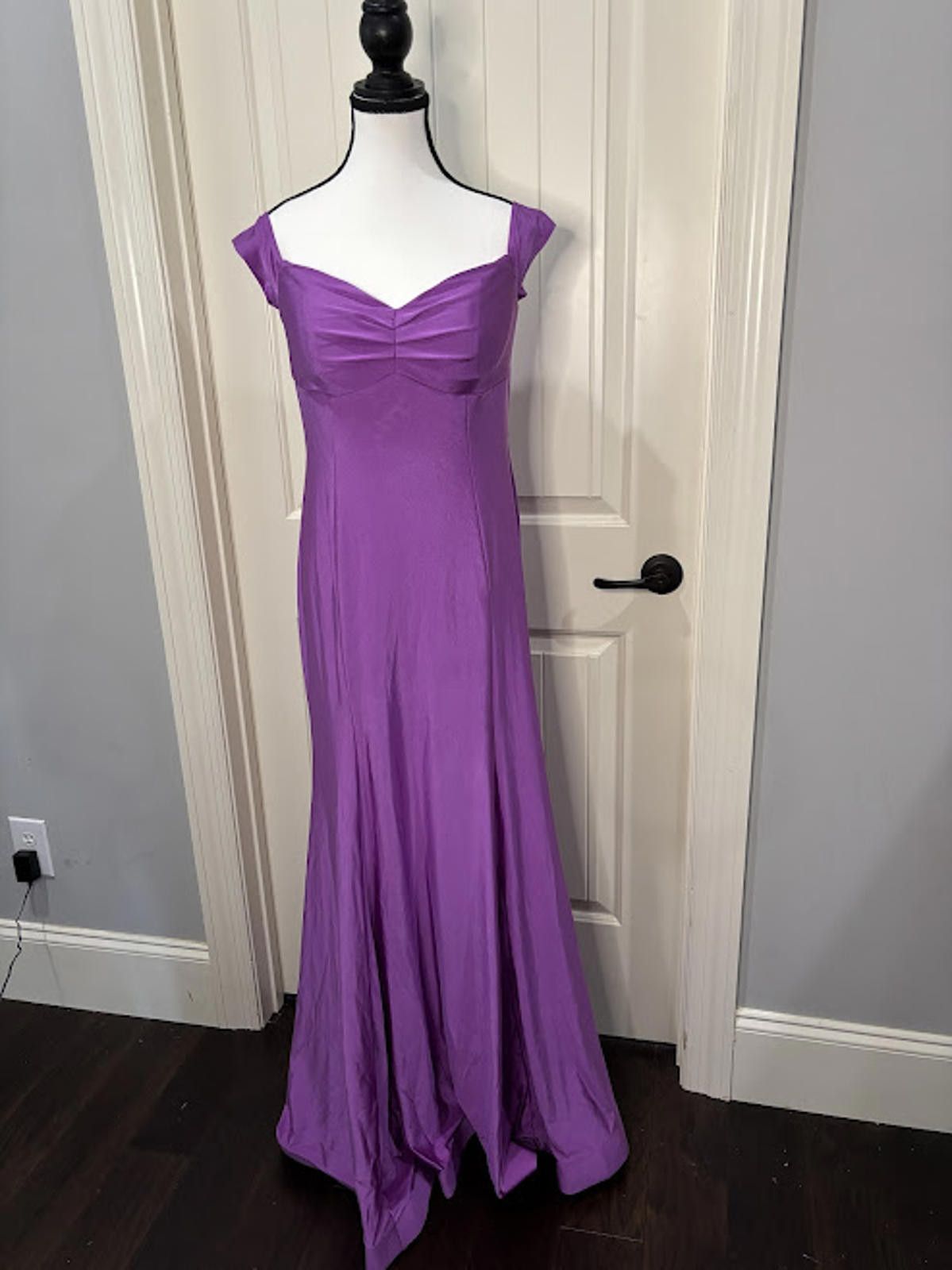 Unknown London 21. Faeriesty Elegant Purple Evening Dress NWOT Size L / US 10 / IT 46 - 1 Thumbnail