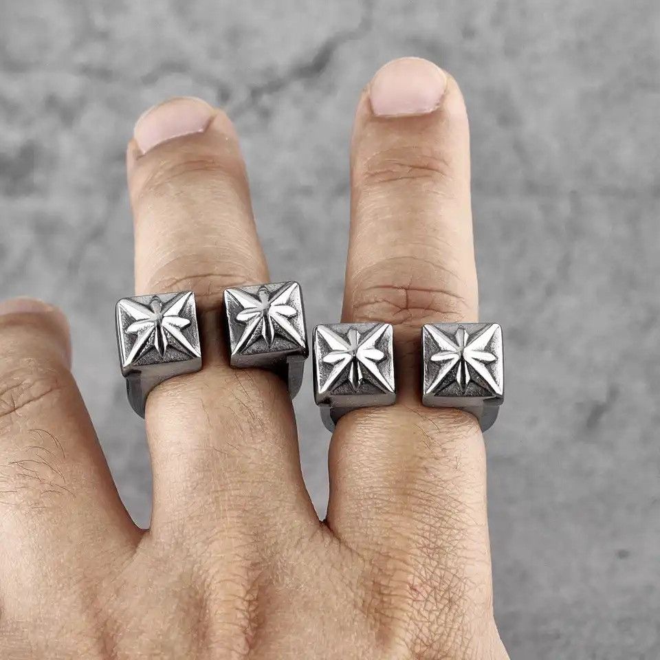 Jewelry × Vintage Vintage Gothic Flower Stainless Steel Size ONE SIZE - 4 Thumbnail