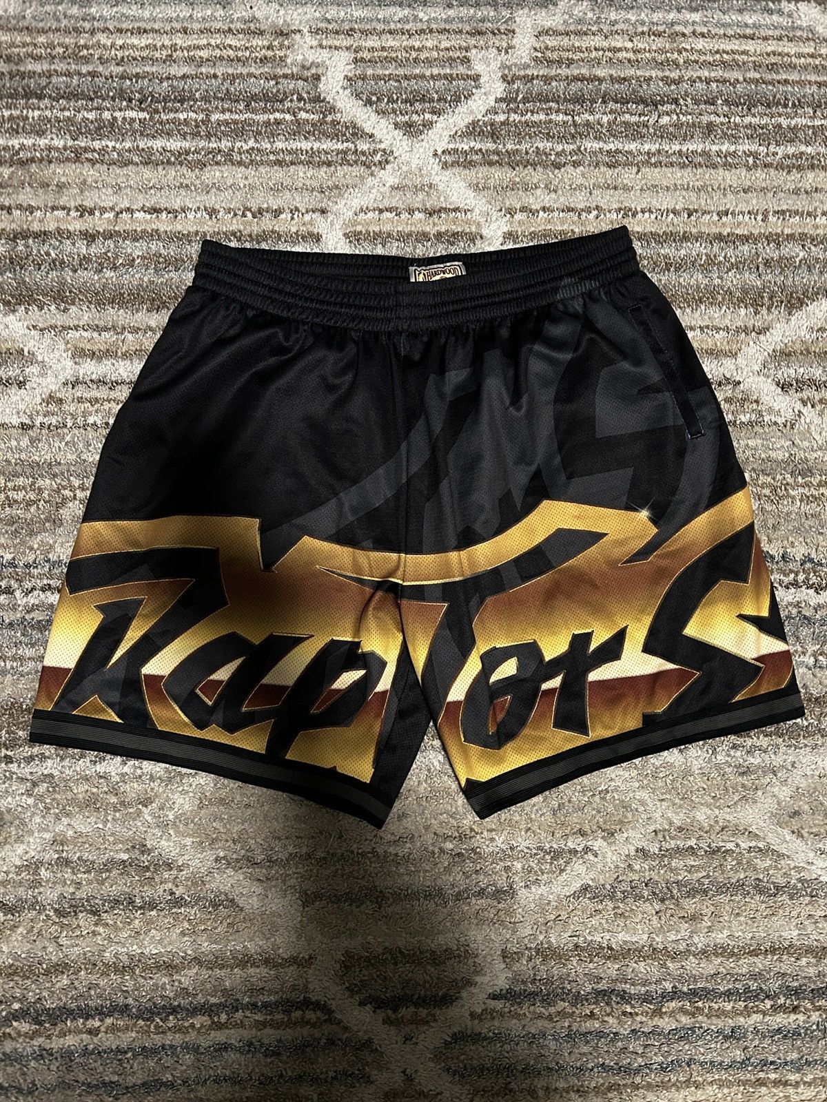 Mitchell & Ness Mitchell & Ness Black Toronto Raptors Big Face Shorts Black Size US 44 / EU 60 - 1 Thumbnail