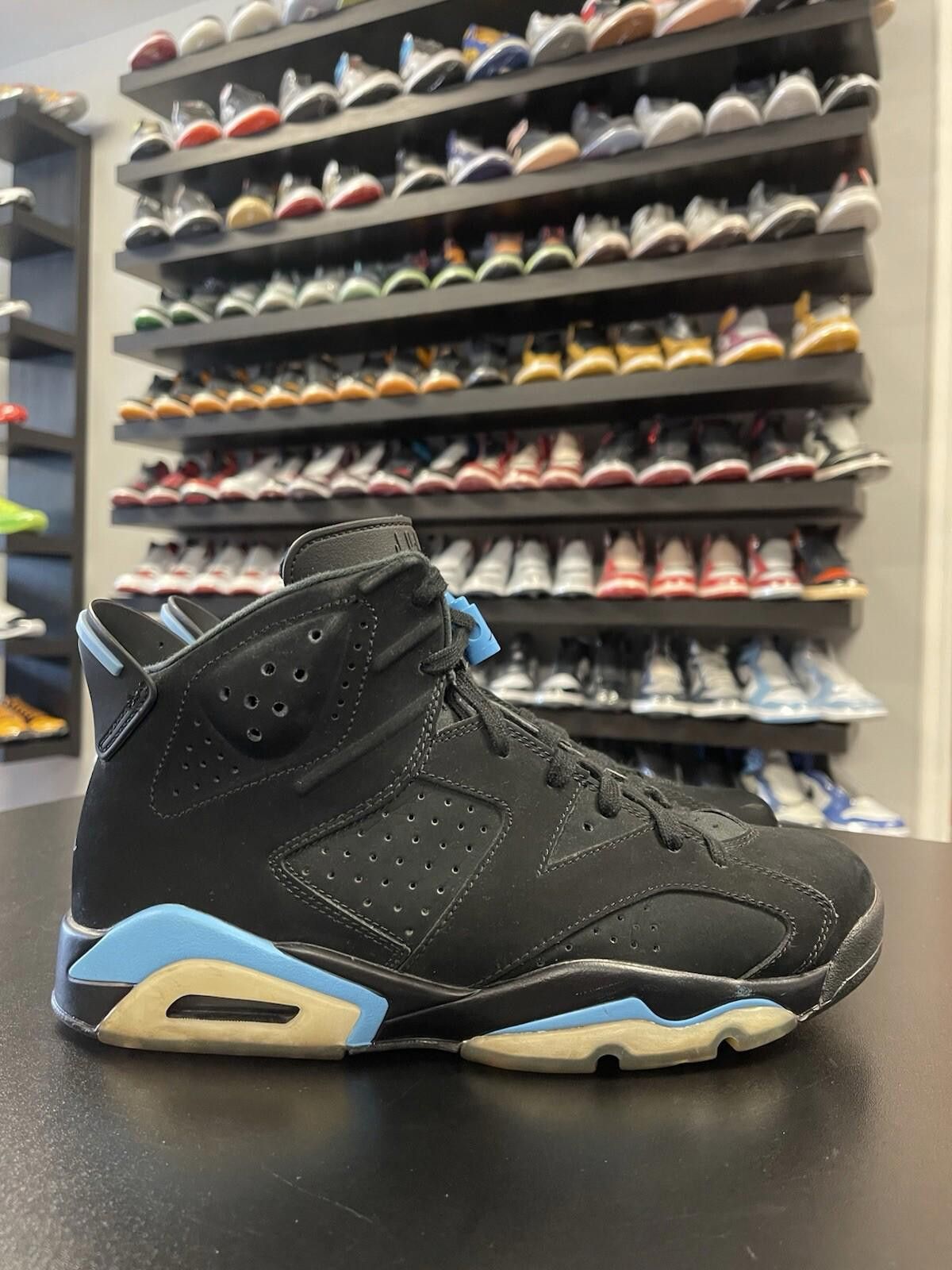 Jordan Brand Size 8.5 - Nike Air Jordan 6 Retro UNC Black Blue 384664-006 Size US 8.5 / EU 41-42 - 3 Thumbnail
