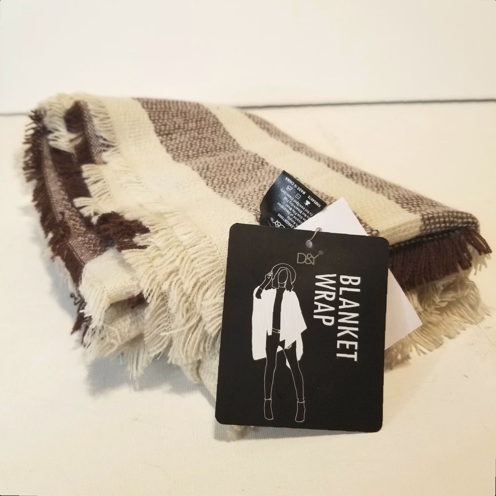 Vintage D&Y Plaid Blanket Scarf Beige Maroon Women's One Size Size ONE SIZE - 2 Thumbnail