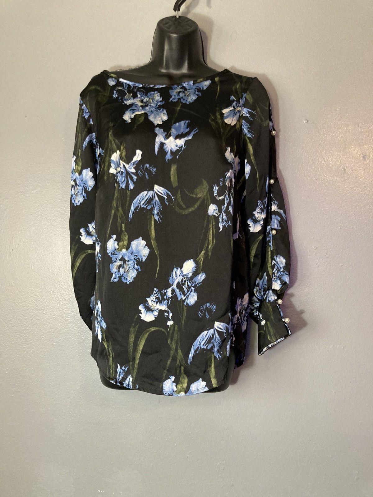 Other Lily Morgan, black floral open sleeve blouse Size S / US 4 / IT 40 - 1 Thumbnail