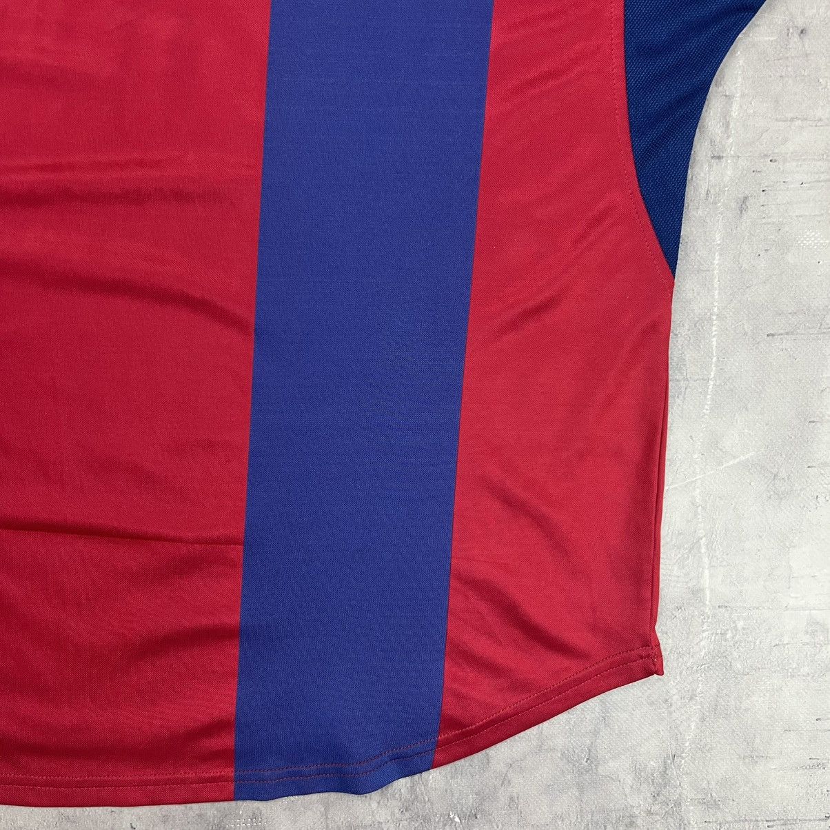 Nike Rare! Barcelona Nike Soccer Jersey Shirt 00s Vintage Size US M / EU 48-50 / 2 - 24 Thumbnail