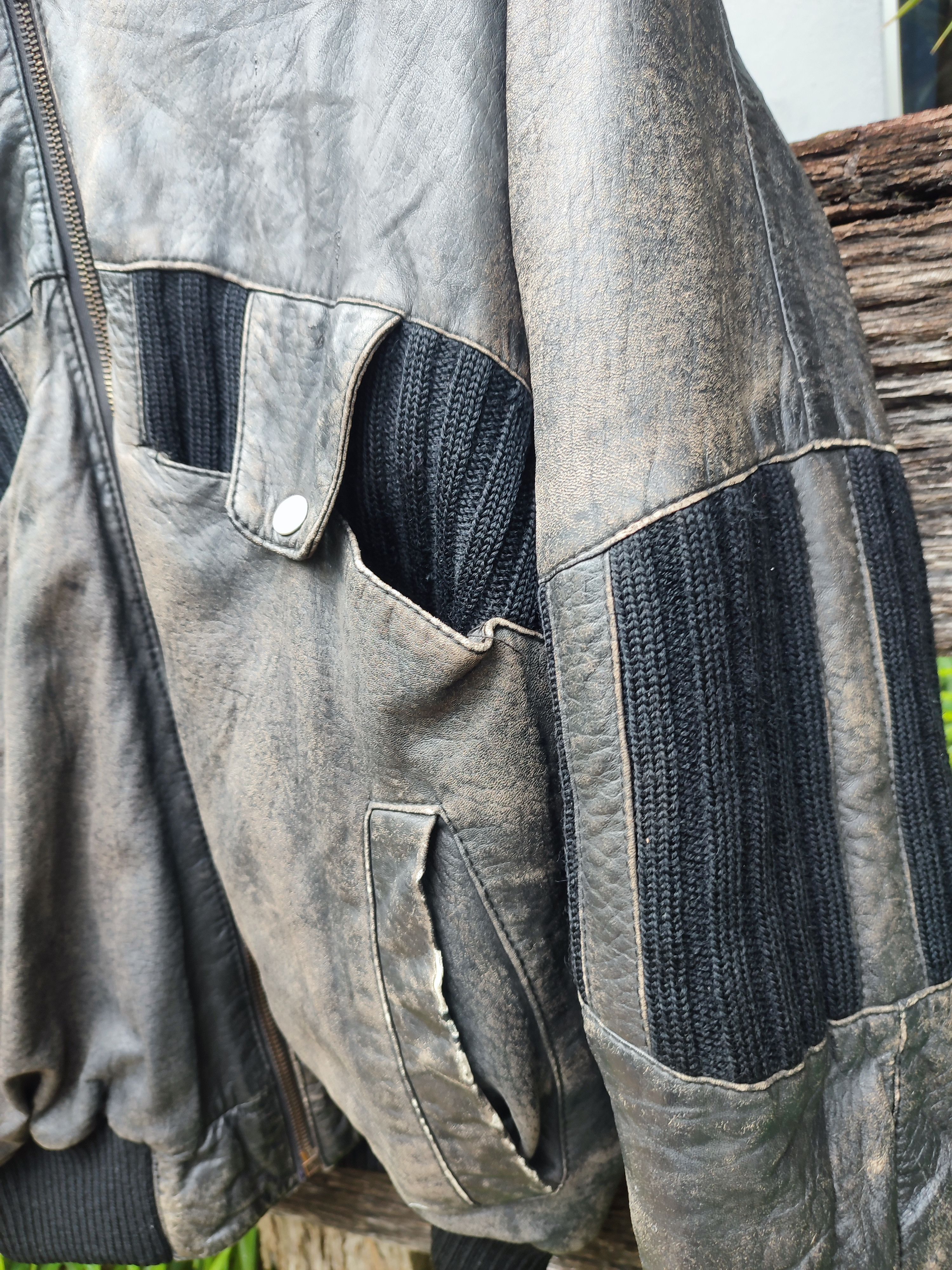 Vintage Andre Ghekiere Vintage Distressed Leather Bomber Jacket Size US XL / EU 56 / 4 - 5 Thumbnail