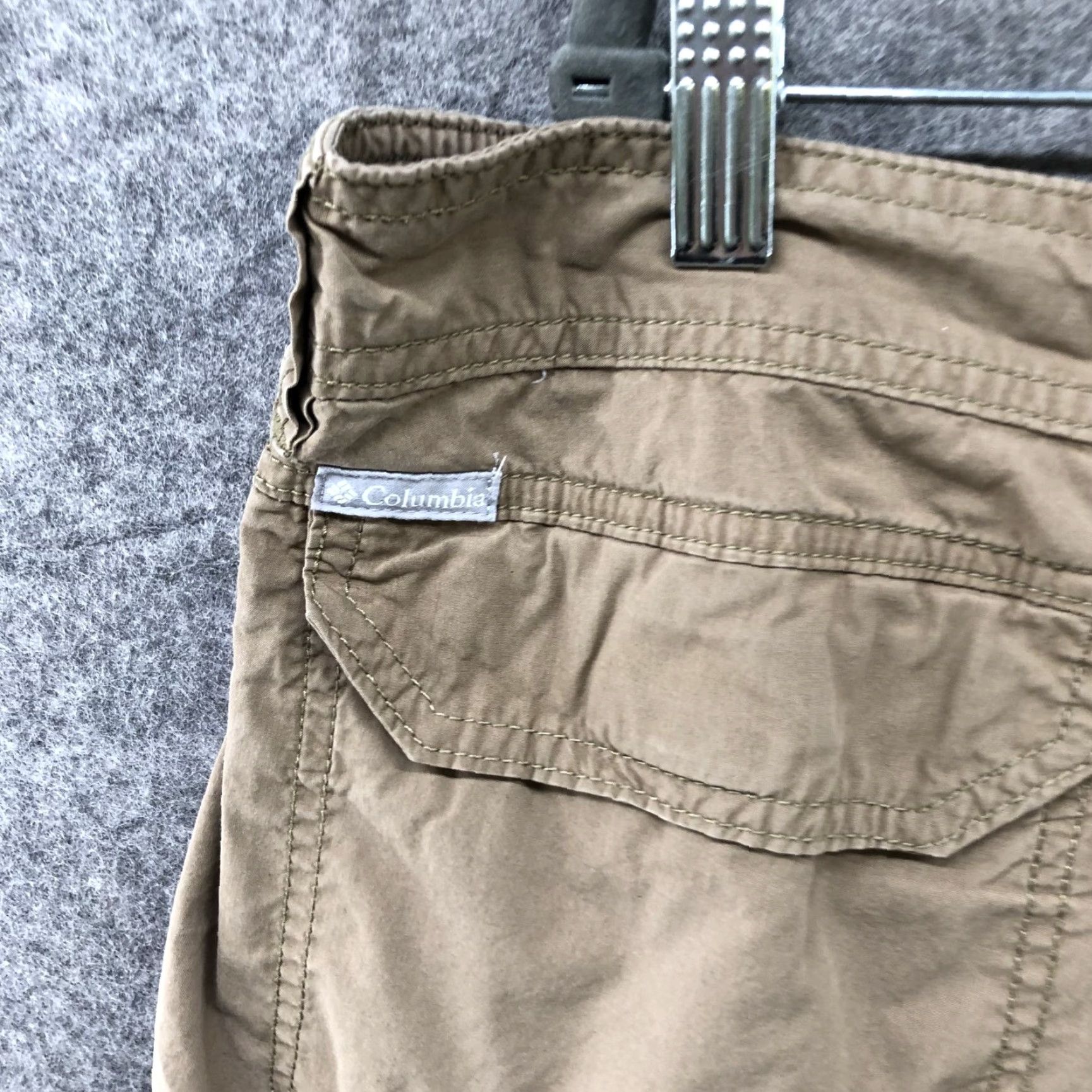 Vintage Columbia Cargo Shorts Mens 40x8 Tan Khaki Lightweight Outdoors Hiking Utility Shorts Size US 40 / EU 56 - 4 Thumbnail