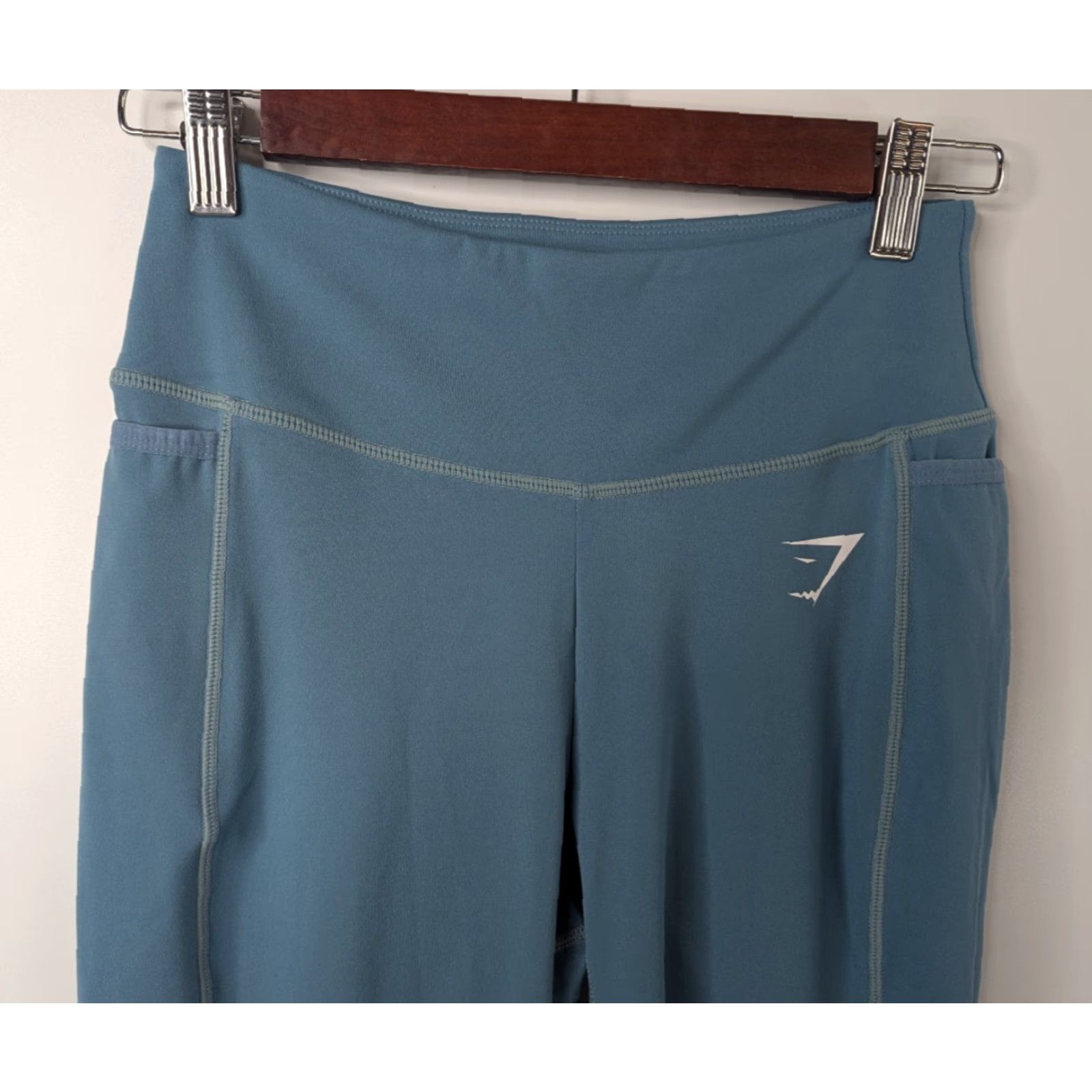 Gymshark GYMSHARK Leggings Dreamy 2.0 High Rise Stretch Teal Pockets Logo Small Activewear Womens Size 28" / US 6 / IT 42 - 3 Thumbnail