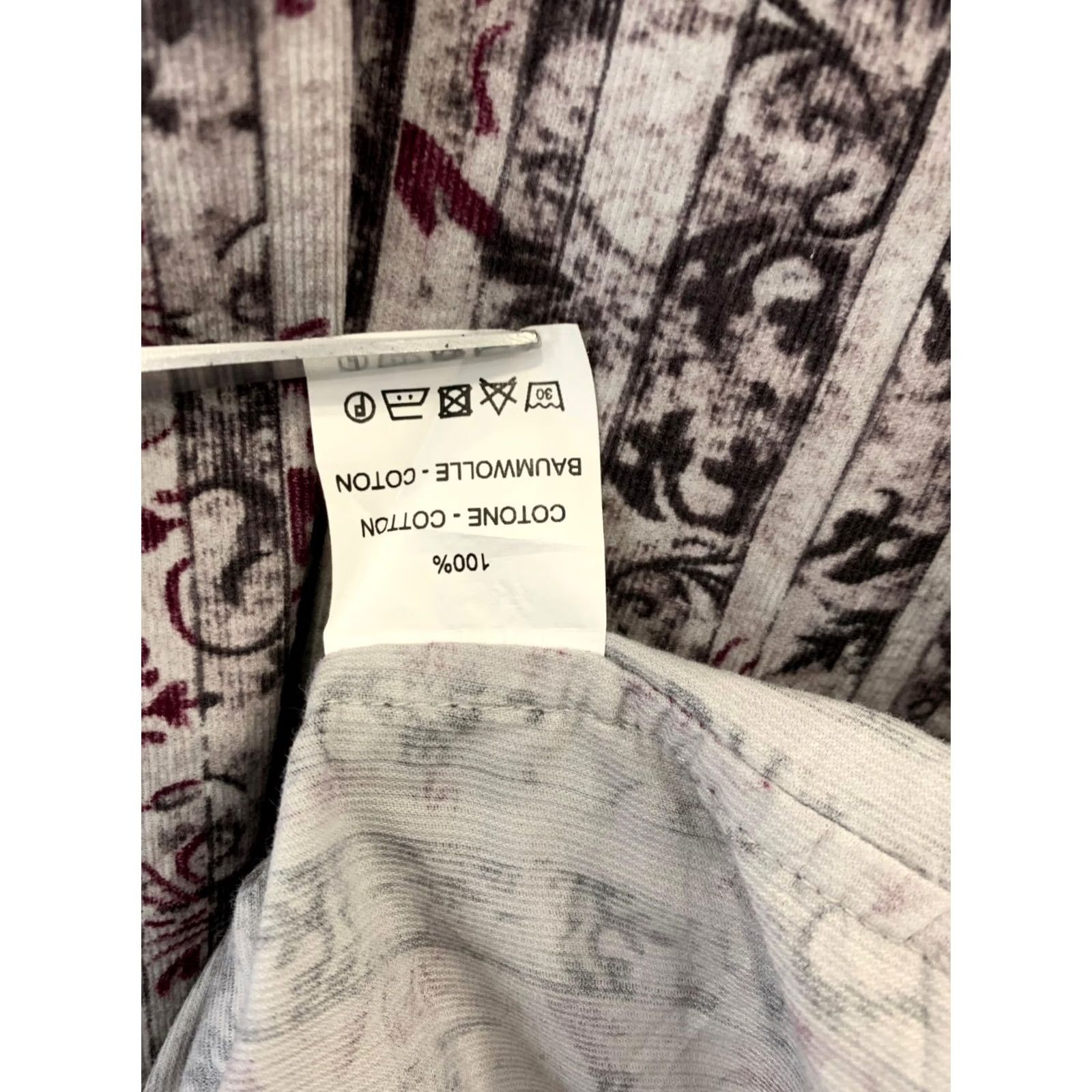 Vintage VINTAGE Alley Docks 963 Men’s L Corduroy Button-Down Shirt Paisley Floral Gray (C18) Size US L / EU 52-54 / 3 - 5 Thumbnail