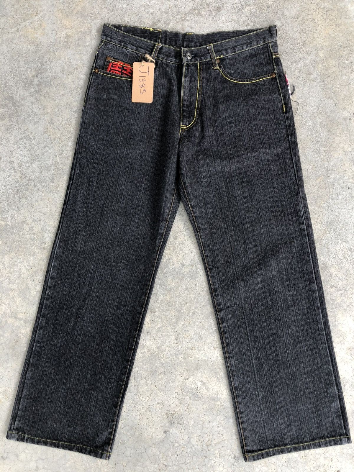 Japanese Brand Japanese Tuwamono Embroidered Jeans Distressed Size US 32 / EU 48 - 2 Thumbnail