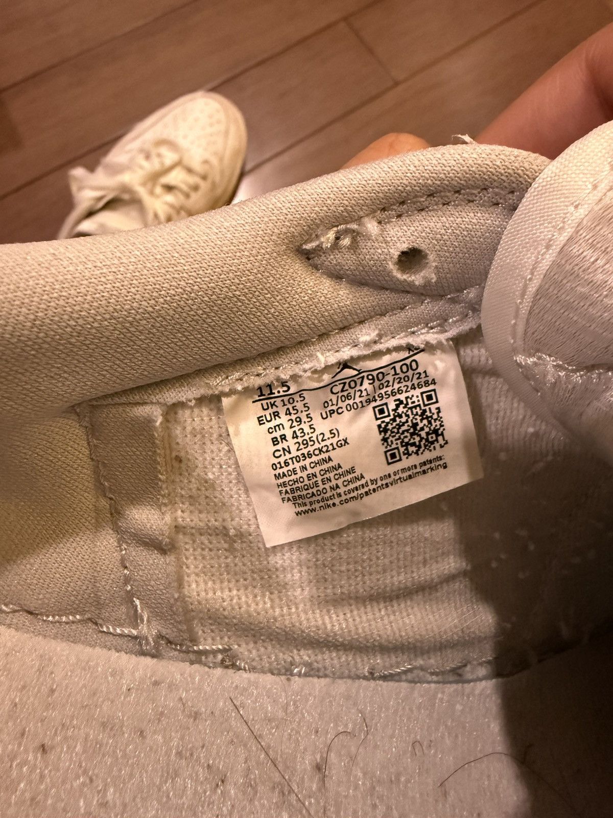 Jordan Brand × Nike Jordan 1 Low Neutral Grey Size US 11.5 / EU 44-45 - 8 Thumbnail