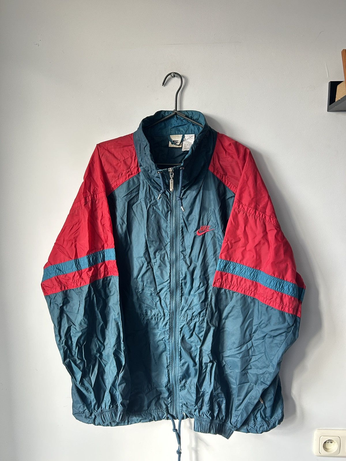Nike × Vintage Vintage 90s Nike windbreaker Size US XL / EU 56 / 4 - 1 Thumbnail