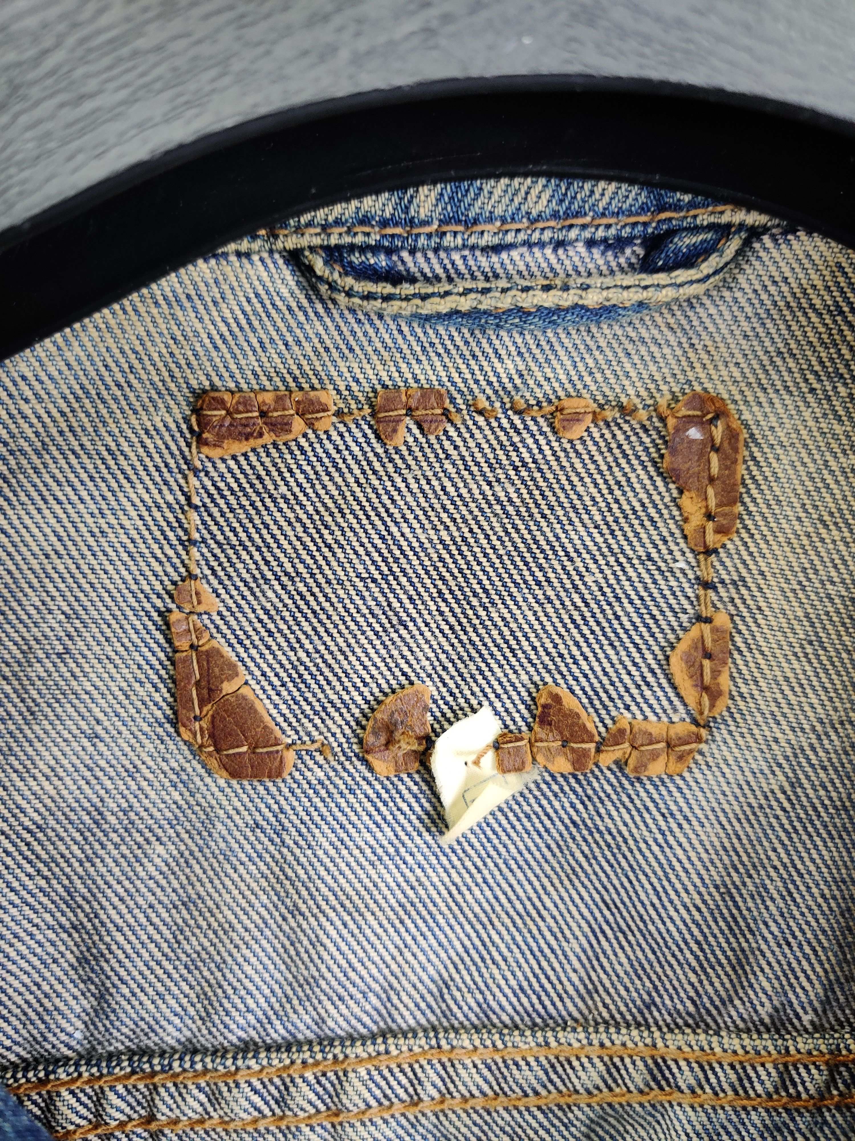 Big John Vintage 90s Big John Distressed Trucker Denim Jacket Size US M / EU 48-50 / 2 - 8 Thumbnail