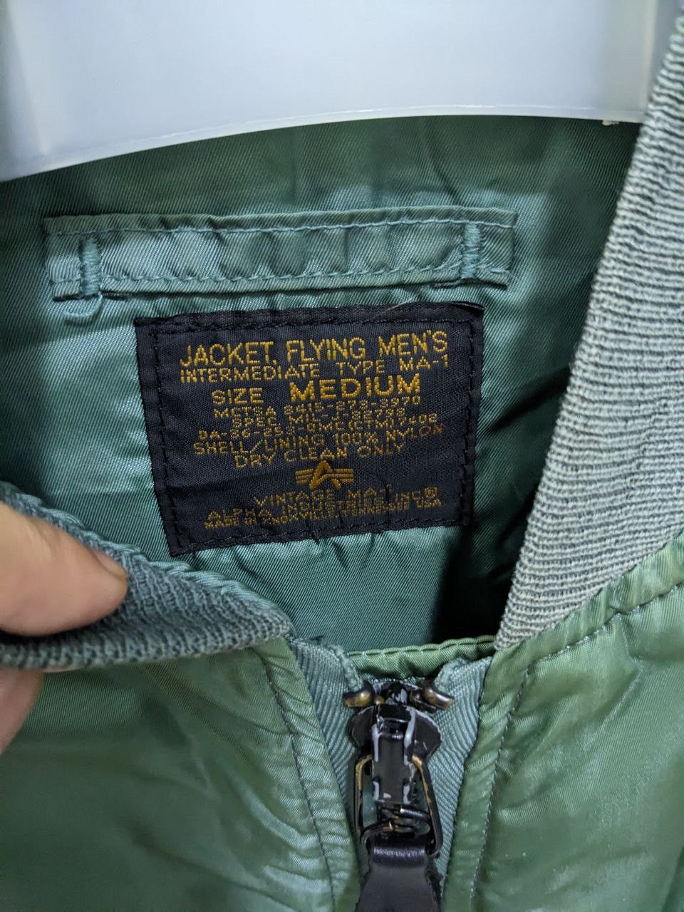 Alpha Industries VINTAGE BUZZRICKSON ALPHA INDUSTRIES MA-1 US AIRFORCE JACKET Size US M / EU 48-50 / 2 - 3 Thumbnail