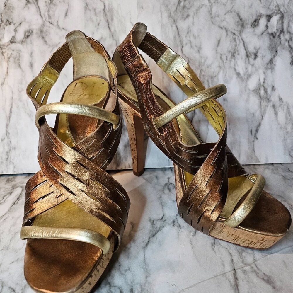 Diane von Furstenberg DVF Diane von Furstenberg Bronze Gold Leather Cork Stiletto Size US 8.5 / IT 38.5 - 1 Thumbnail
