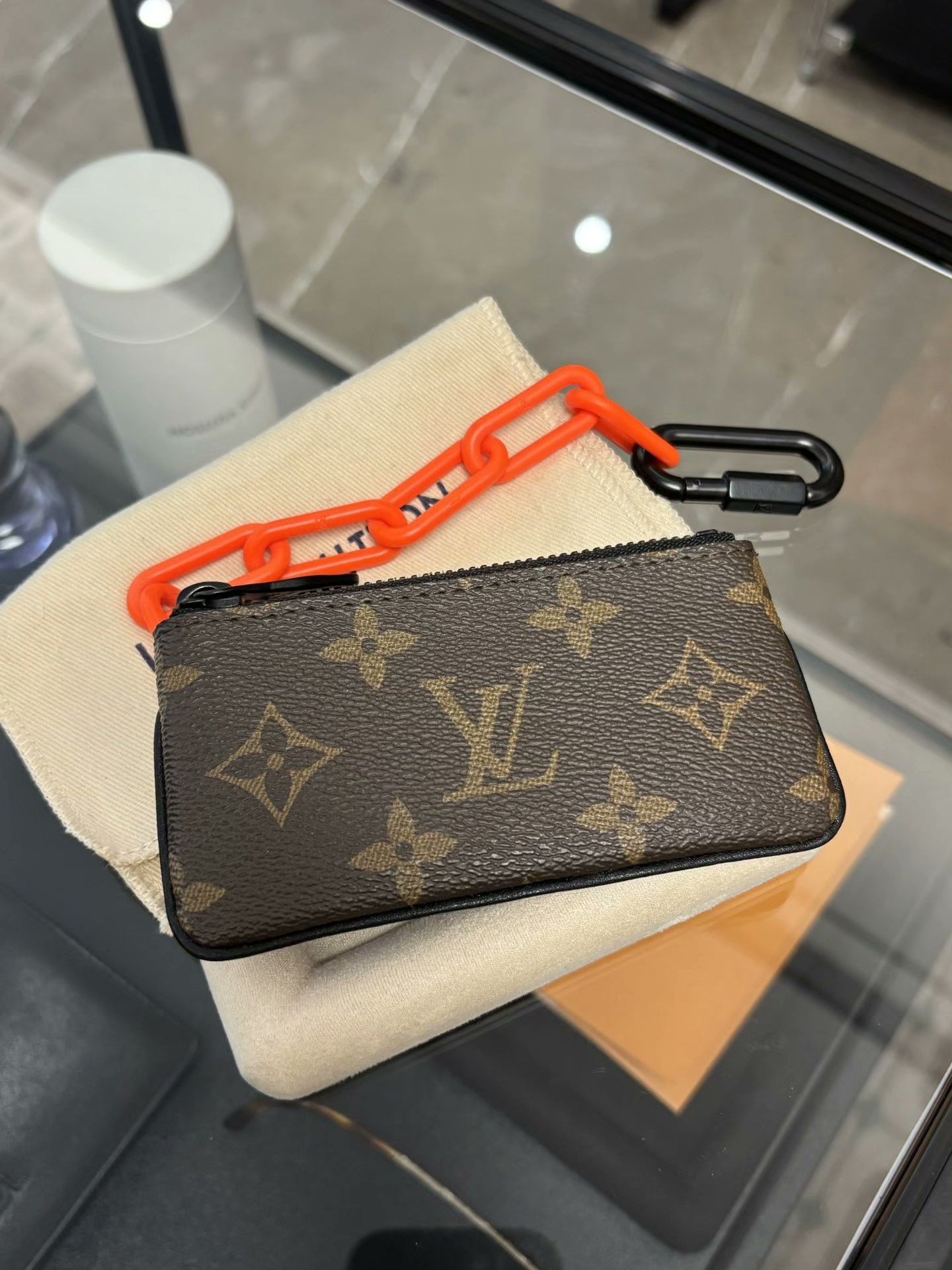 Louis Vuitton Louis Vuitton Orange Bag one size Men Size ONE SIZE - 1 Thumbnail