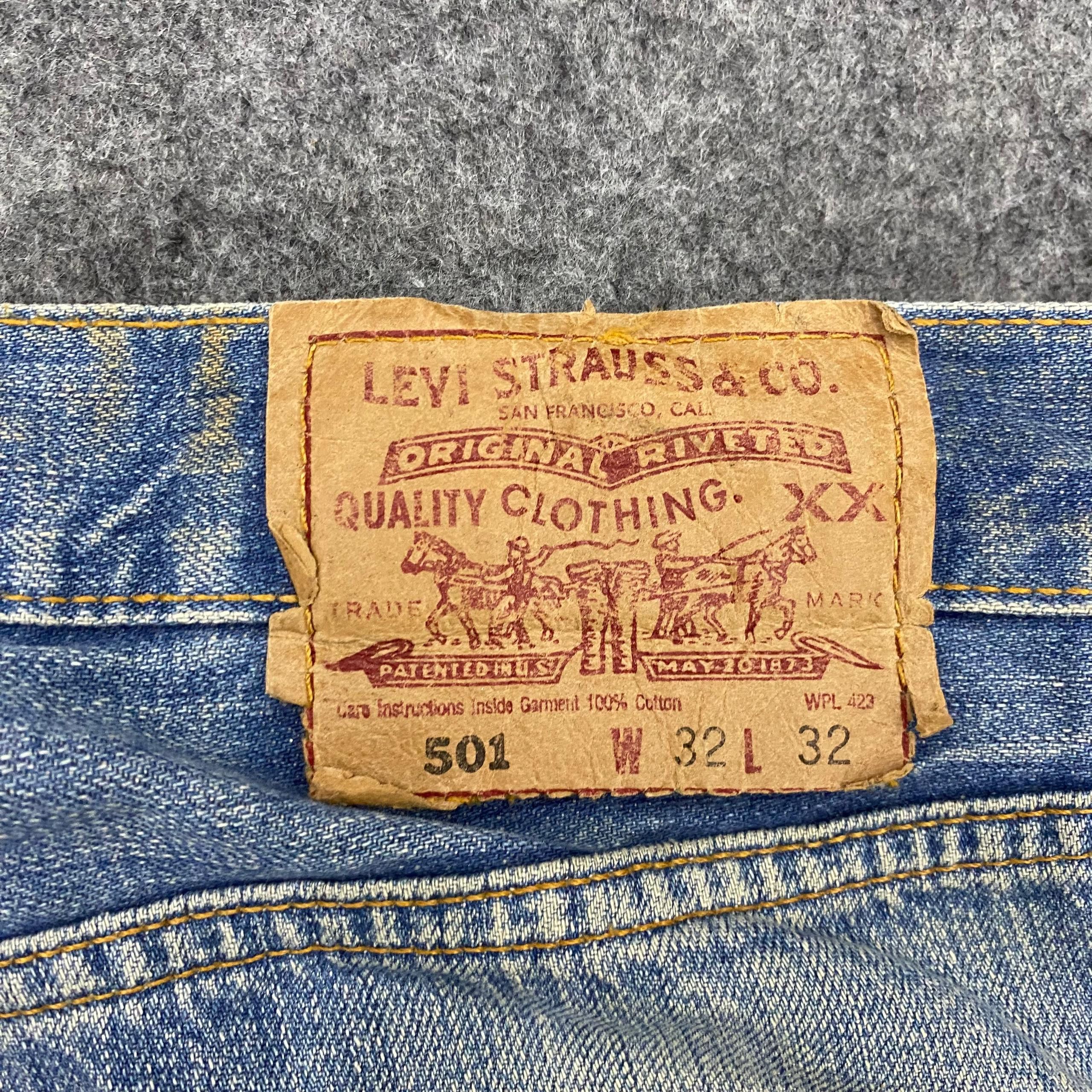 Levi's Vintage Levis 501 Distressed denim Kurt Cobain Style Size US 33 - 12 Thumbnail
