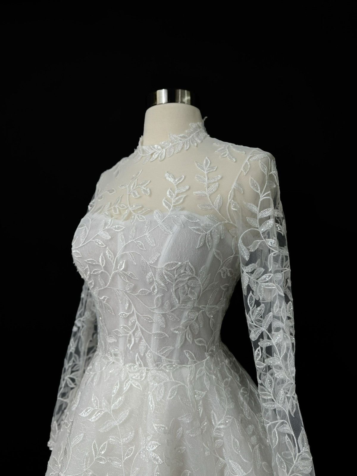 Other Preloved US 4 Anna Augusta Custom Made Wedding Dress Size S / US 4 / IT 40 - 3 Thumbnail