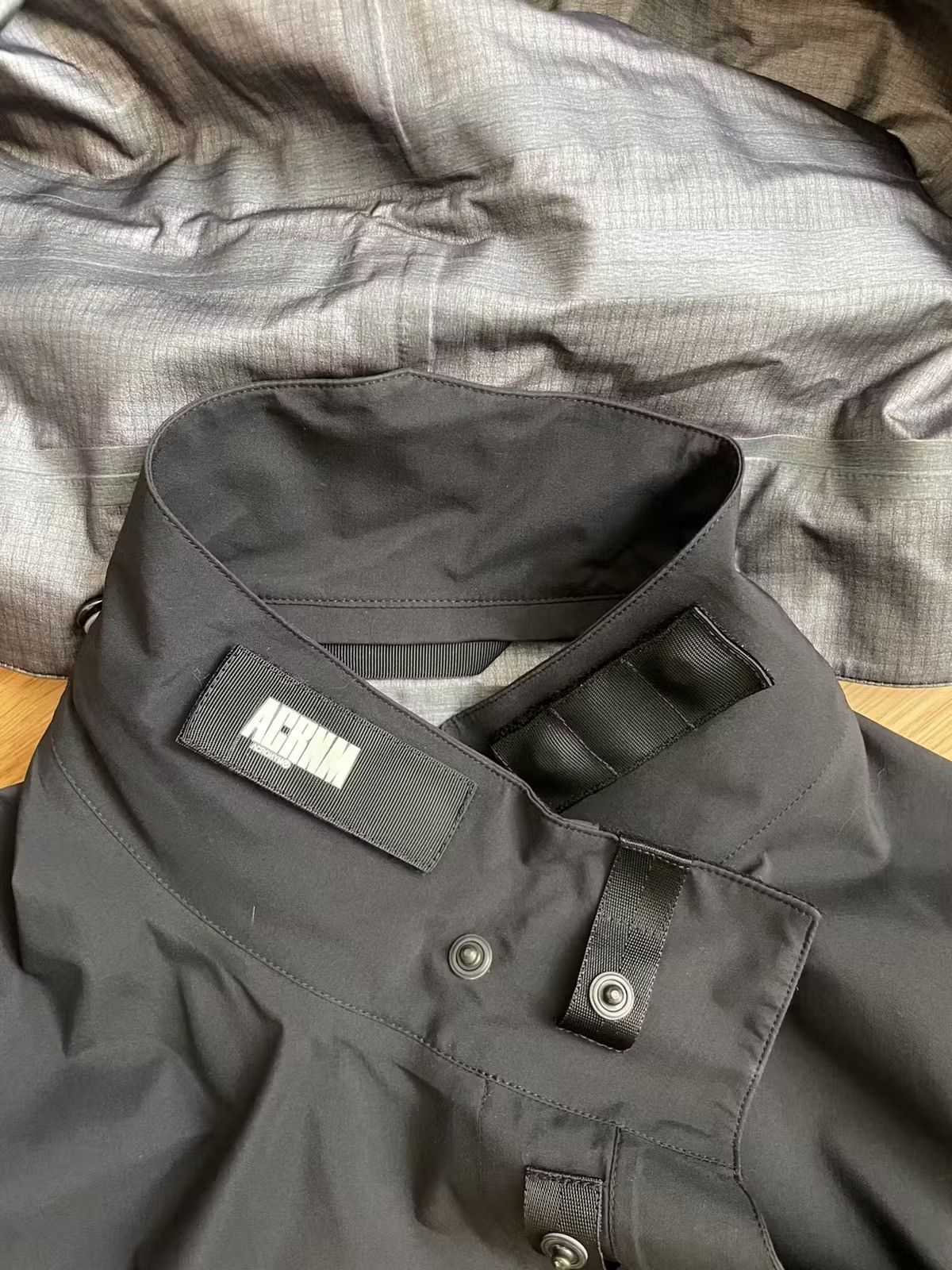 Acronym Acronym J56-GT (Gen 1) Size US S / EU 44-46 / 1 - 2 Thumbnail