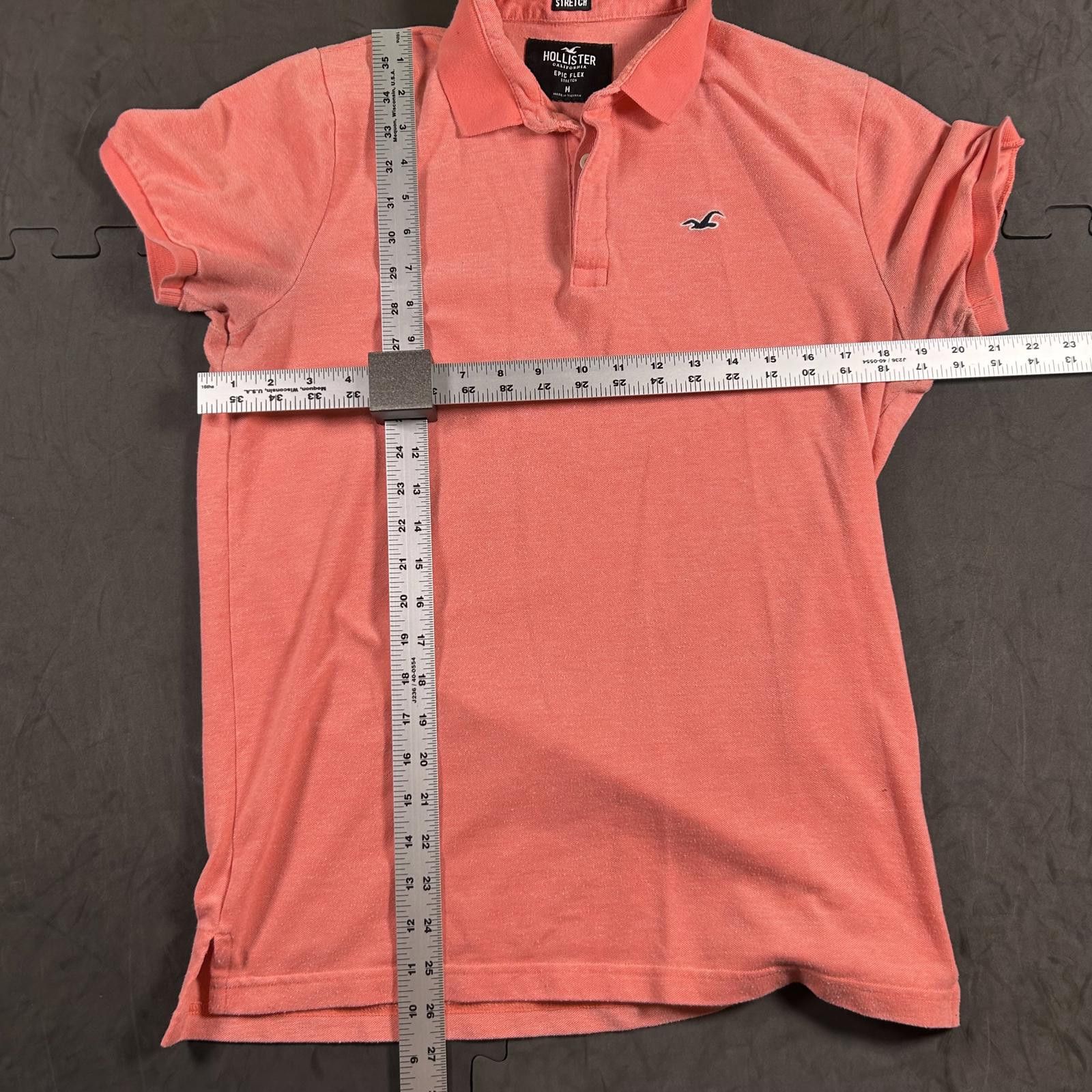 Hollister Men's Coral Pink Polo Shirt with Embroidered Logo Size US M / EU 48-50 / 2 - 3 Thumbnail