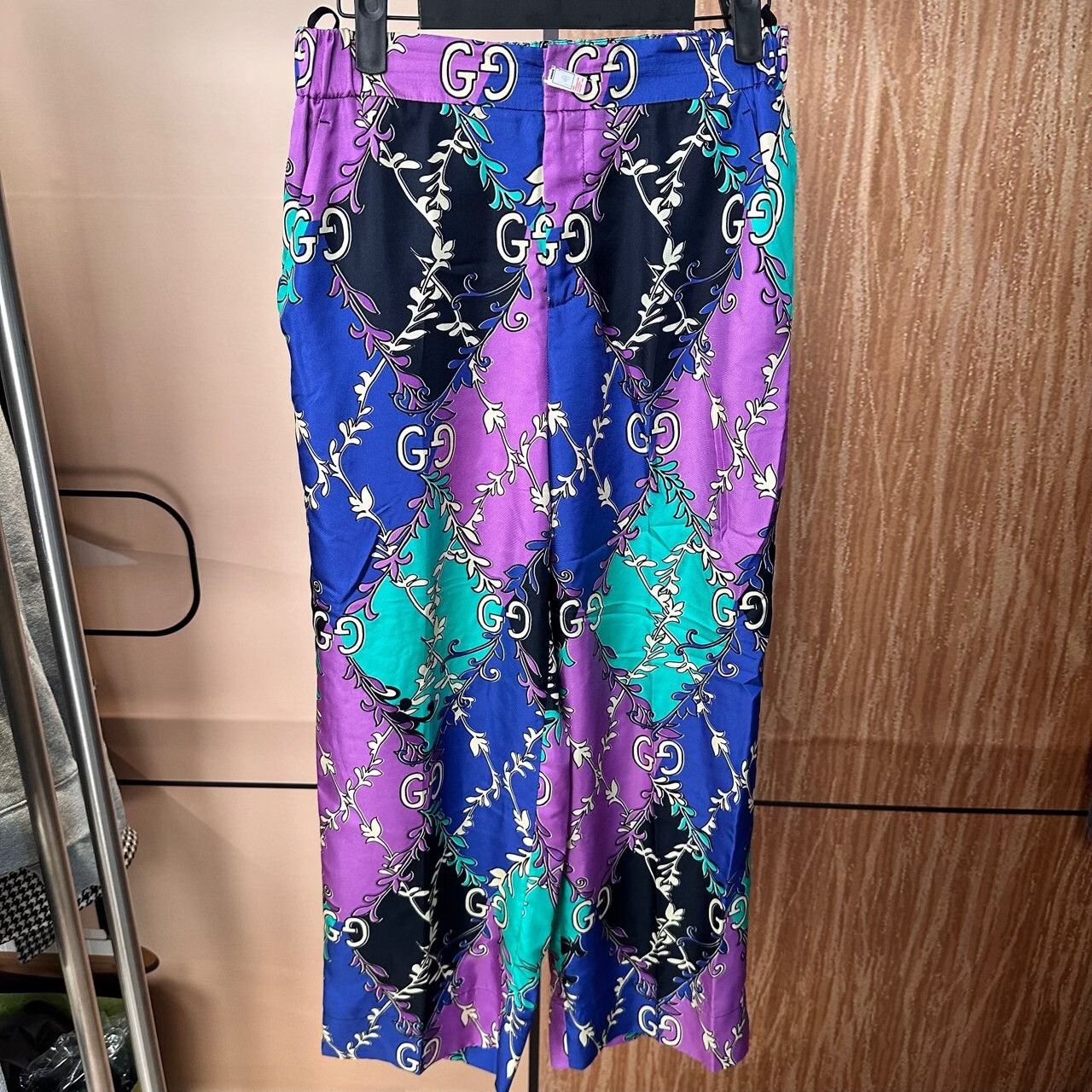 Gucci Gucci Silk Pants 38 Women Size 38" / US 16 / IT 52 - 1 Thumbnail