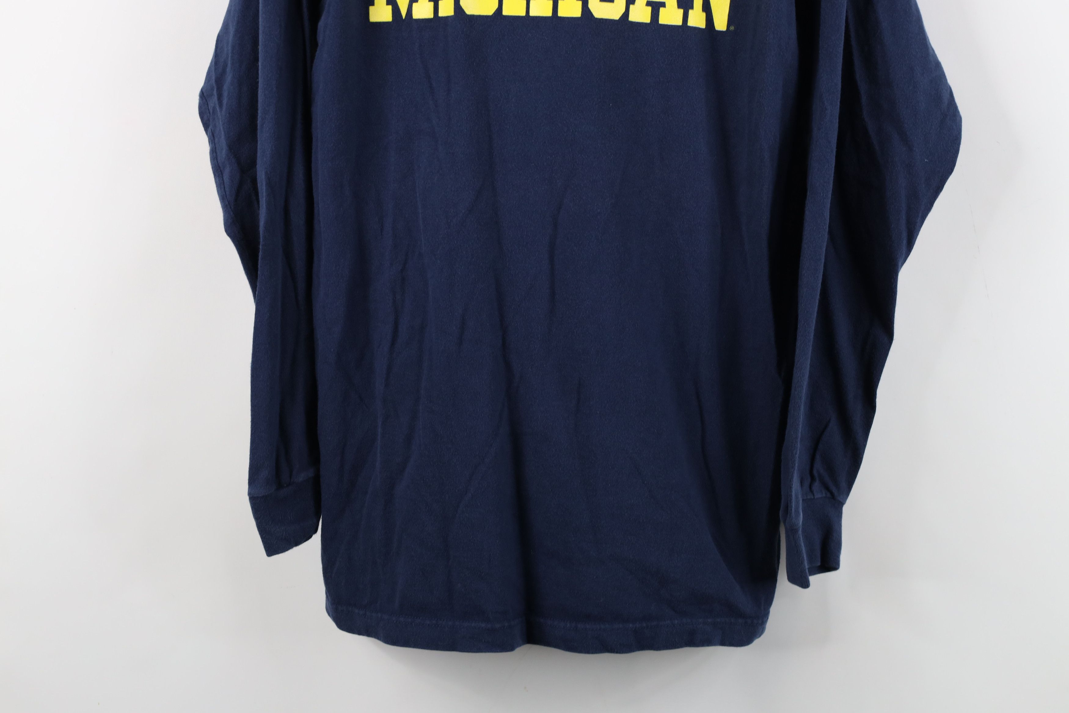 Vintage Vintage 90s University of Michigan Long Sleeve T-Shirt USA Size US L / EU 52-54 / 3 - 3 Thumbnail