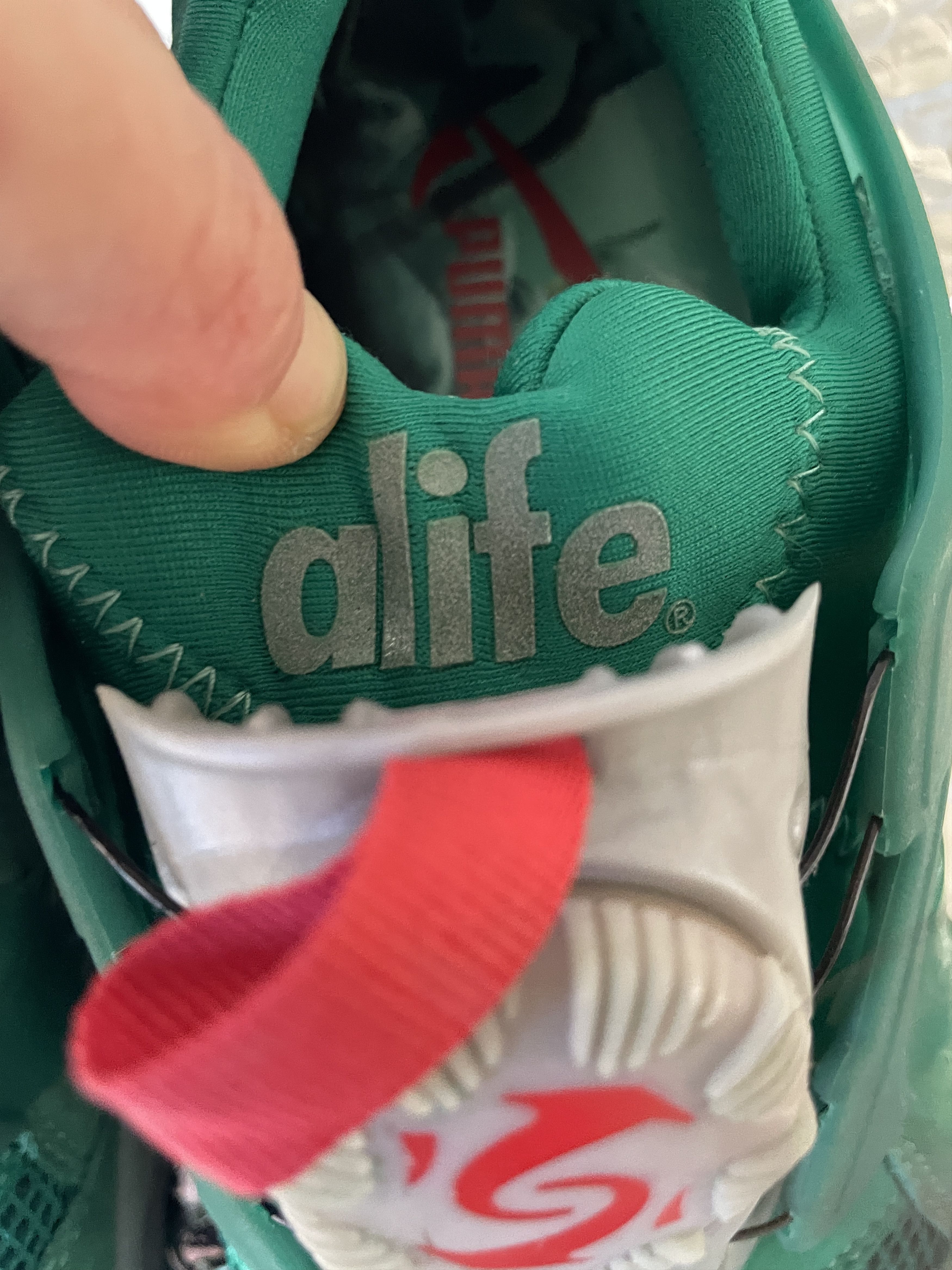 Alife × Puma Puma x ALIFE Disc Trinomic Sneaker Size US 8 / EU 41 - 8 Thumbnail