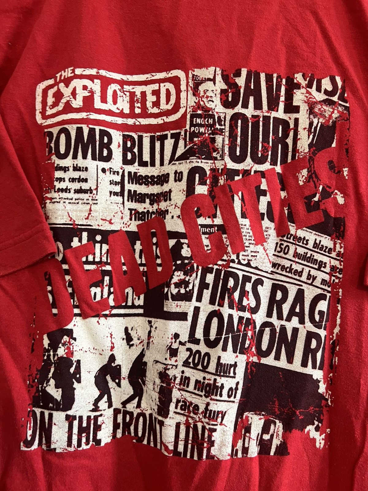 Band Tees Rare Vintage 90s The Exploited Punks Not Dead Punk Band Tee Size US XL / EU 56 / 4 - 4 Thumbnail
