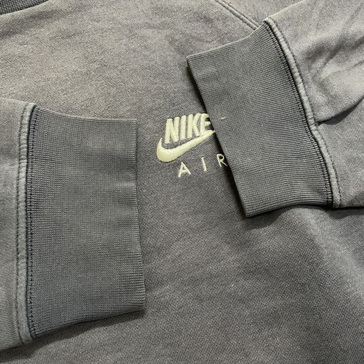 Nike Vintage 00’s Grey Tag Nike Air Mini Swoosh,Faded Details Size US L / EU 52-54 / 3 - 8 Thumbnail