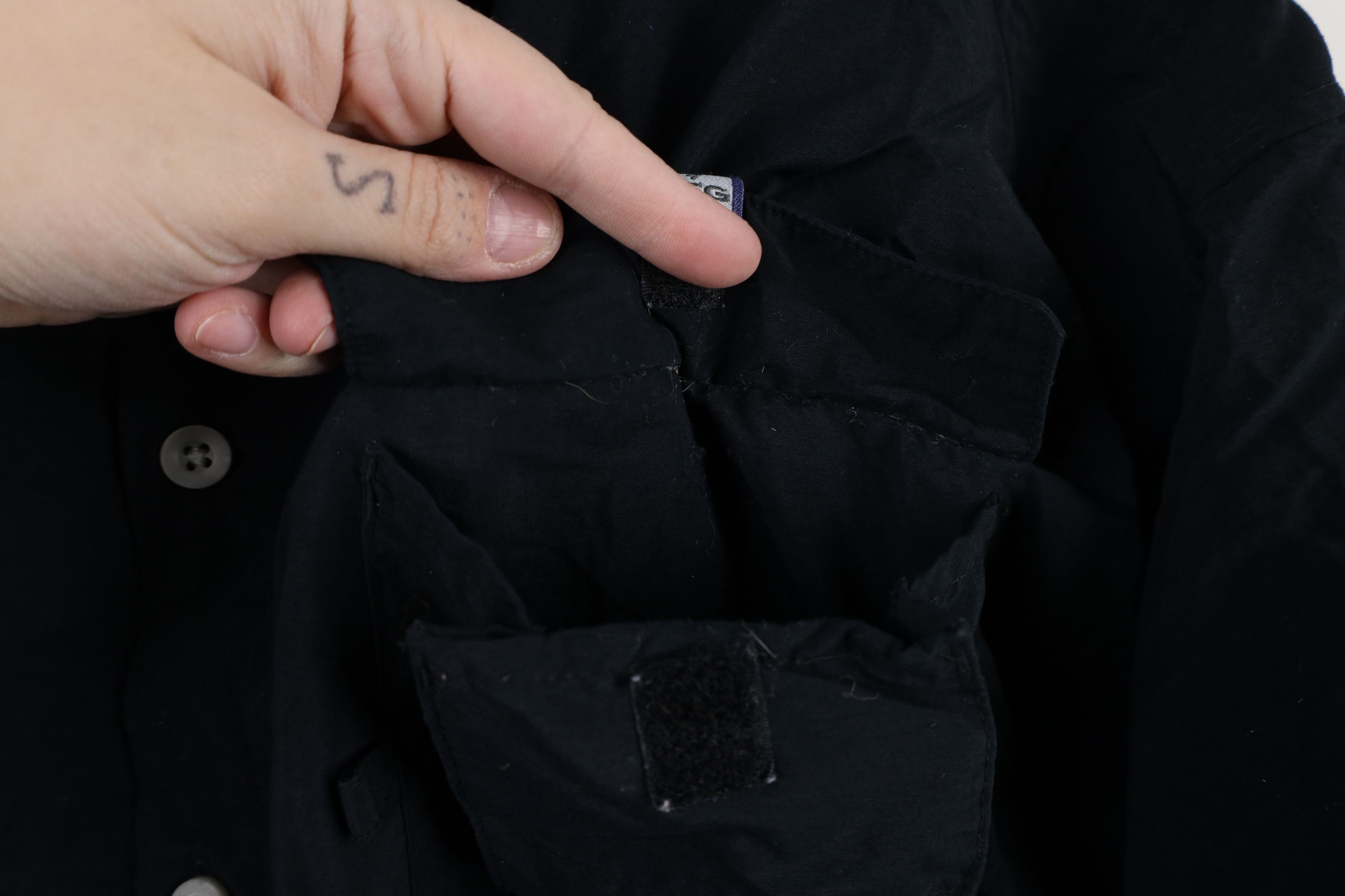 Columbia × Vintage Columbia PFG Fishing Gear Short Sleeve Button Shirt Black Size US L / EU 52-54 / 3 - 7 Thumbnail