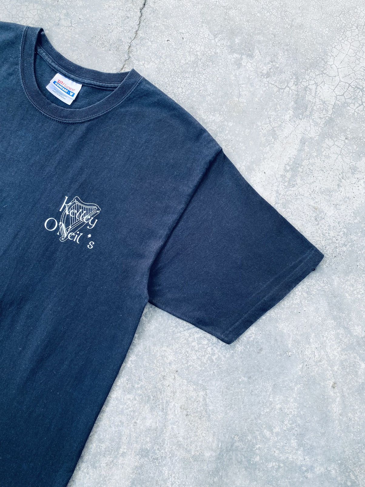 Vintage Vintage Kelley Oneils Back Print Tees Size US M / EU 48-50 / 2 - 8 Thumbnail
