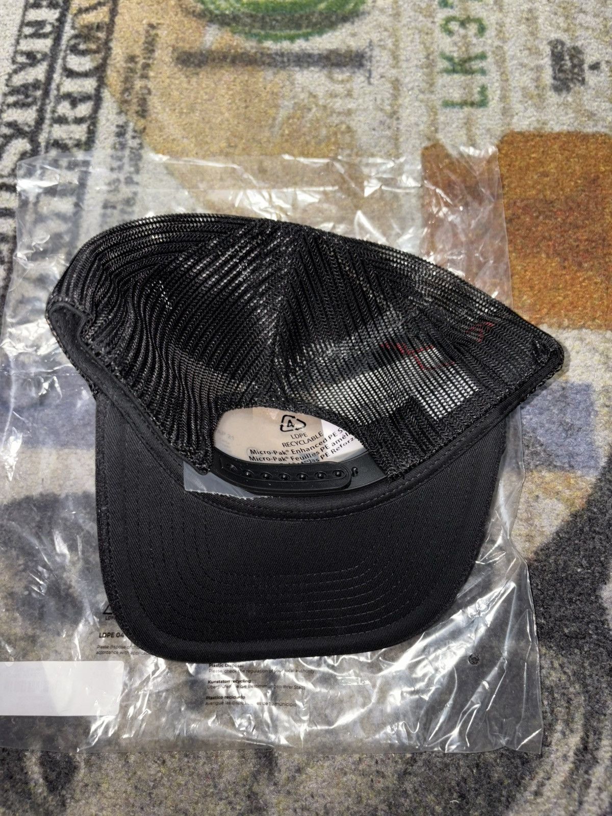 Kith Kith x The Sopranos Logo Nolan Trucker Hat Size ONE SIZE - 3 Thumbnail