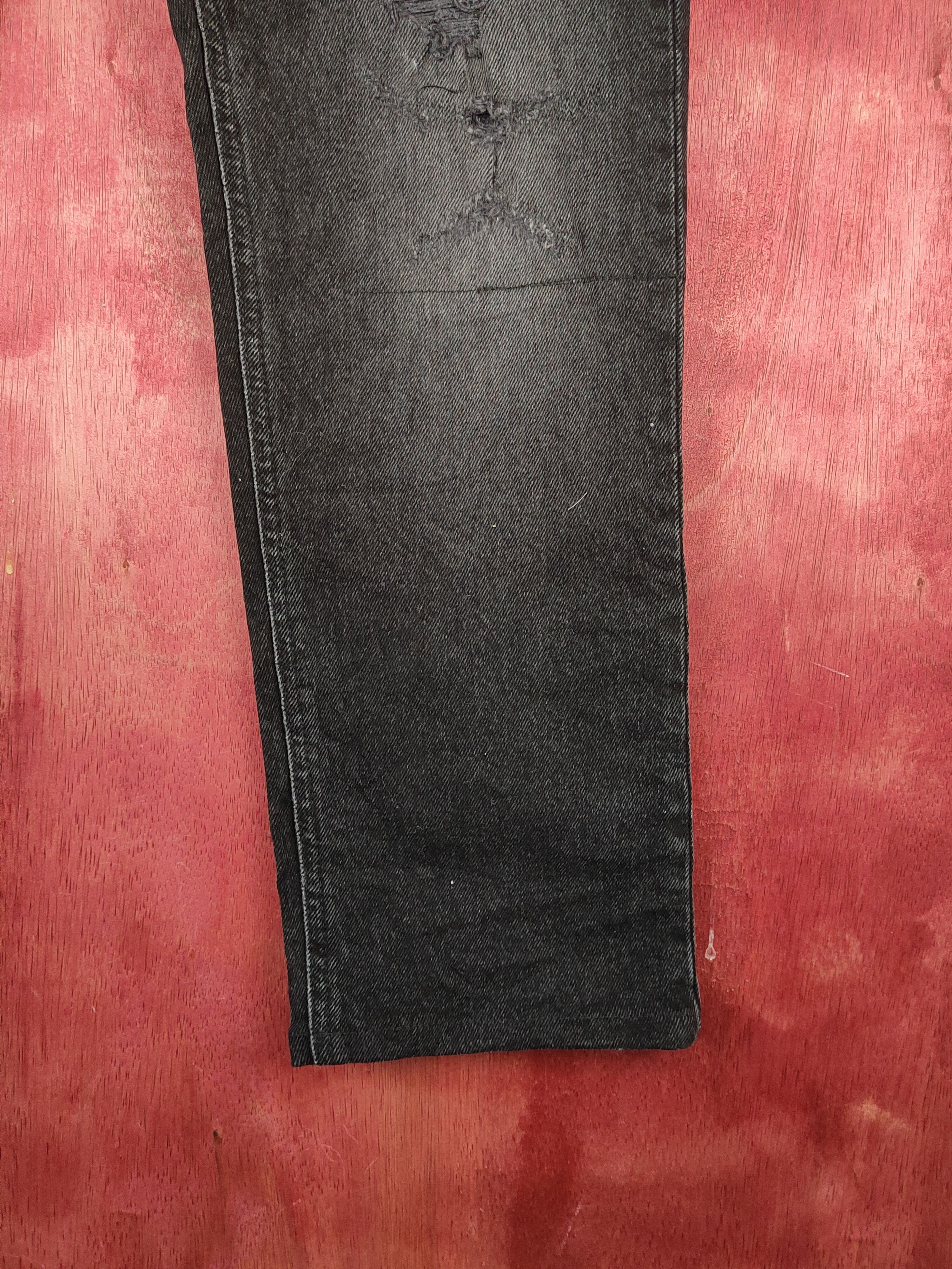 Japanese Brand Zara Black Distressed Ripped denim Jeans #S1659 Size US 31 - 8 Thumbnail