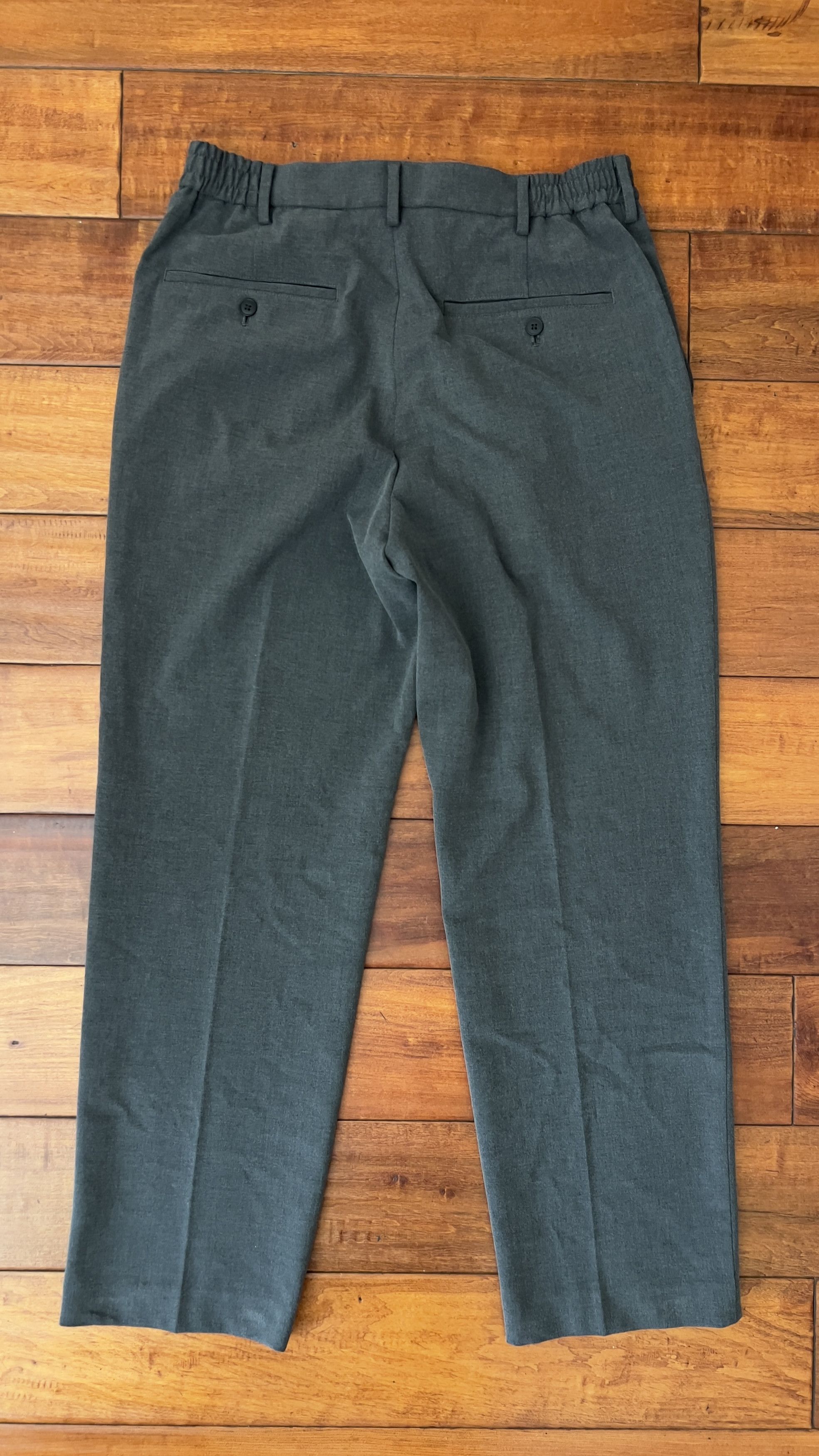 Uniqlo UNIQLO PLEATED PANTS Size US 32 / EU 48 - 2 Thumbnail