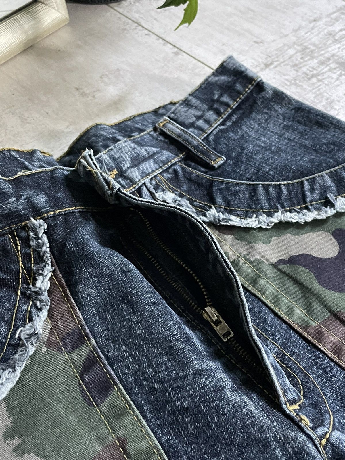 Dolce & Gabbana × Vintage Vintage Dolce Gabbana Style Camo Denim Jeans Y2K Avant Garde Size US 29 - 10 Thumbnail