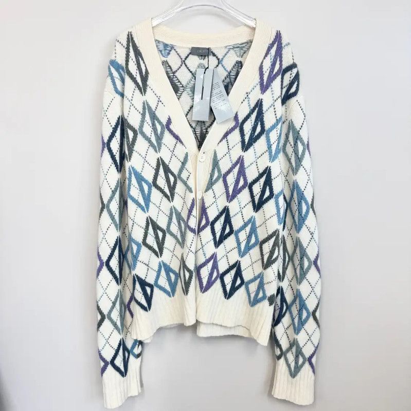 Burberry Burberry Women's White Cardigan with Pattern Size L / US 10 / IT 46 - 1 Thumbnail